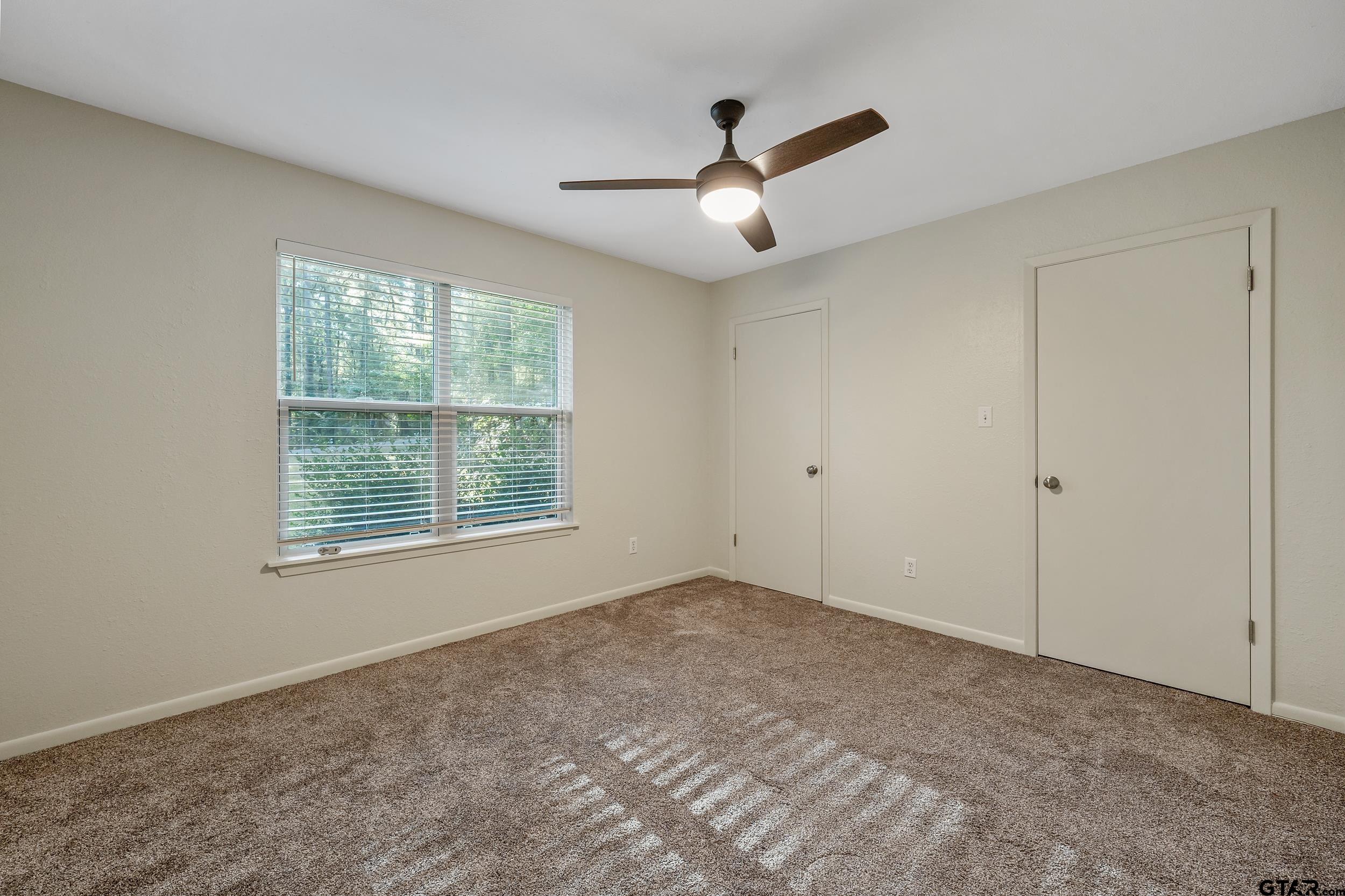 1666 Pineview