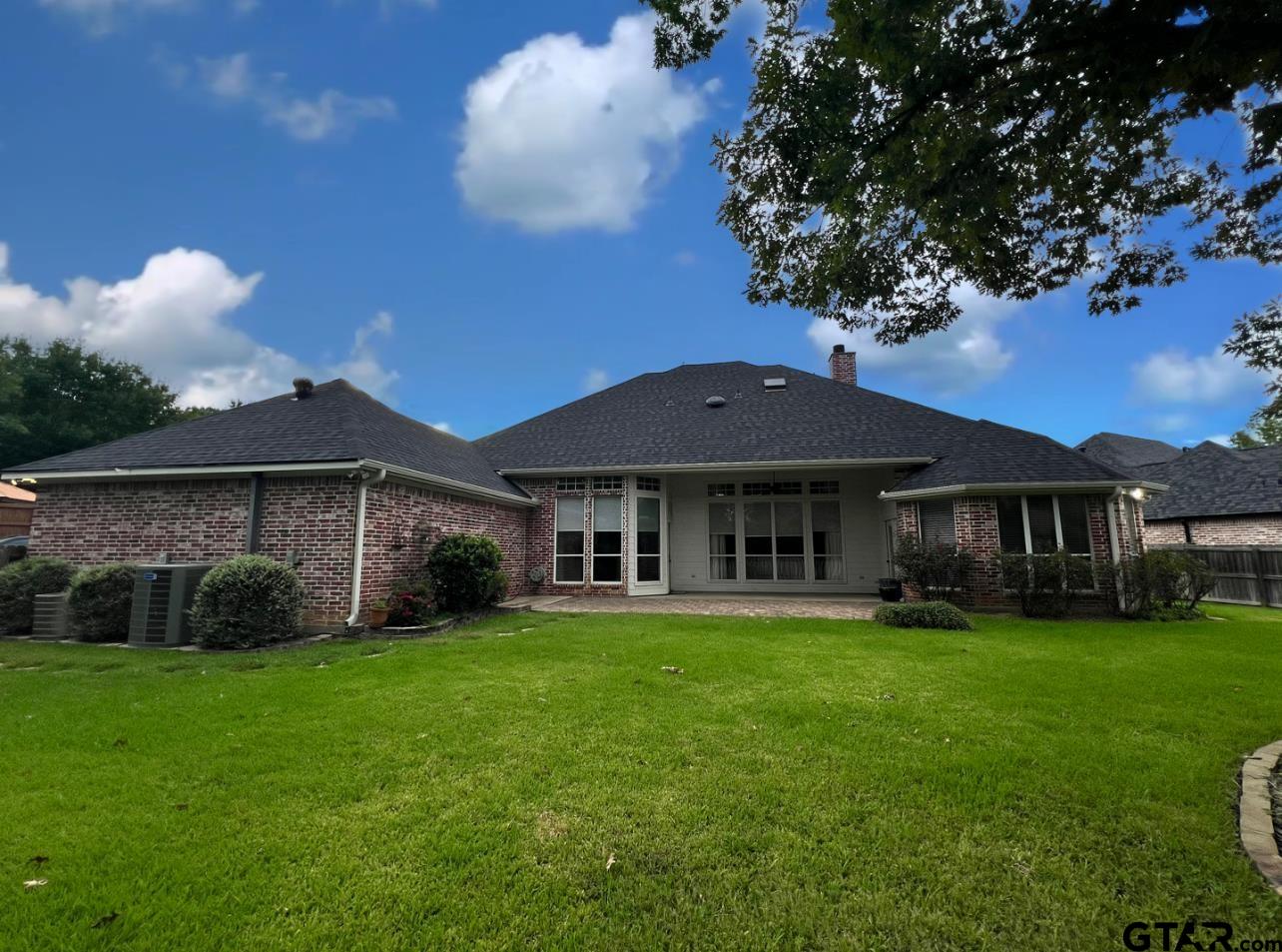 7507 Pecan Hill Cv