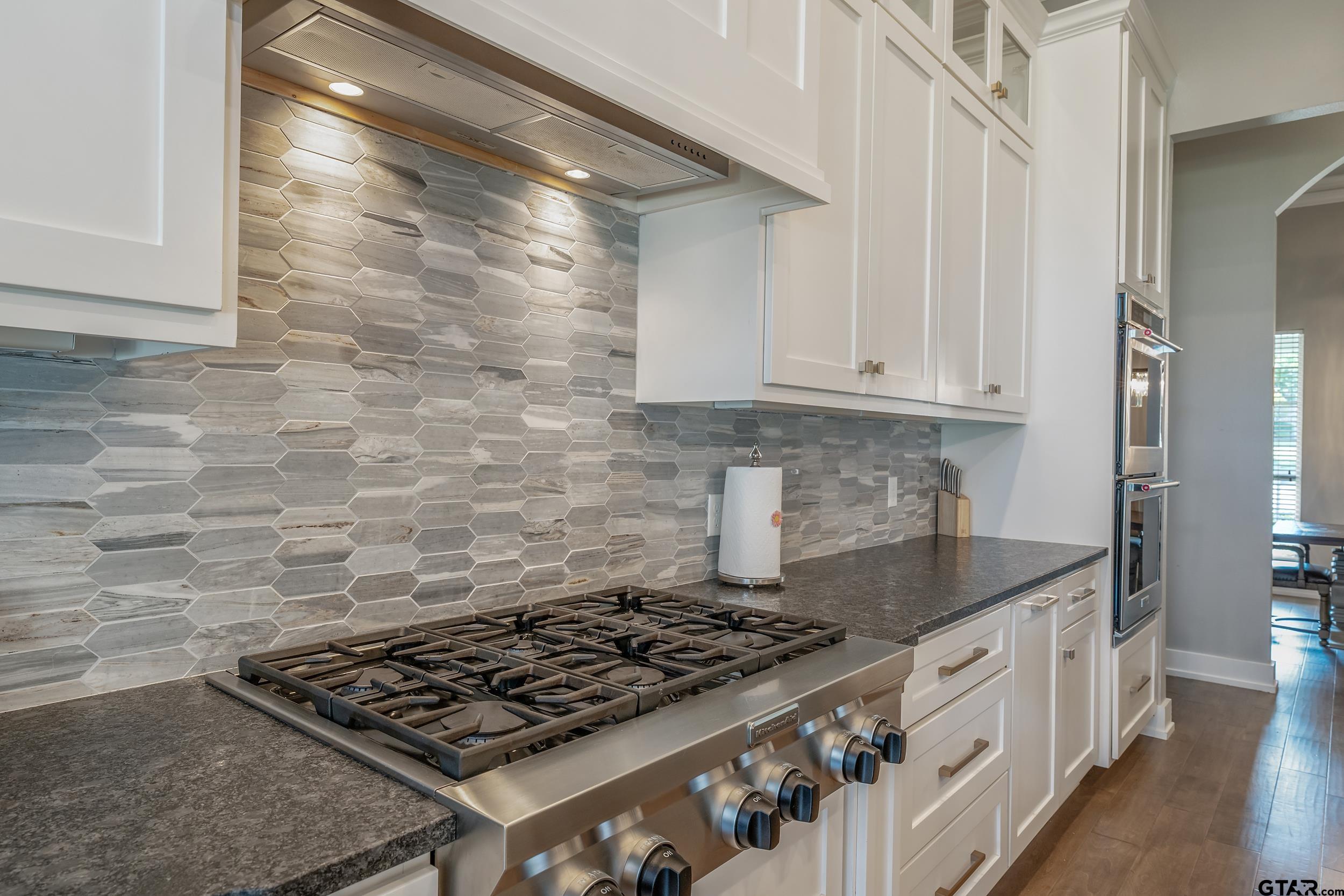 7507 Pecan Hill Cv