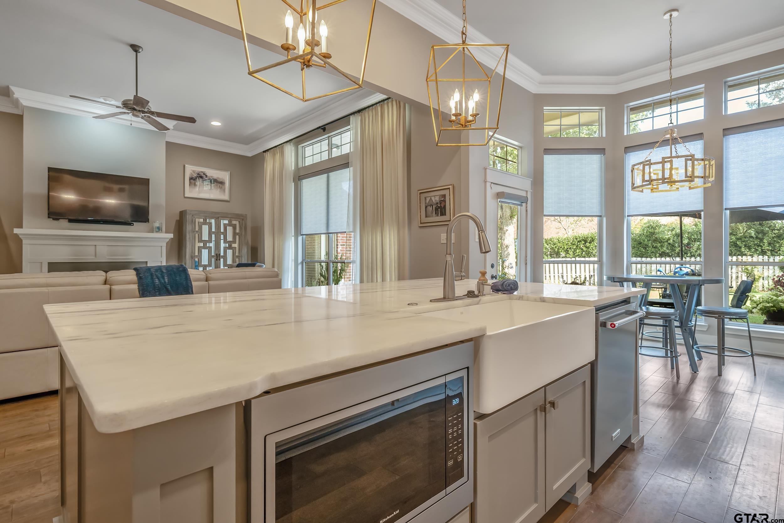 7507 Pecan Hill Cv