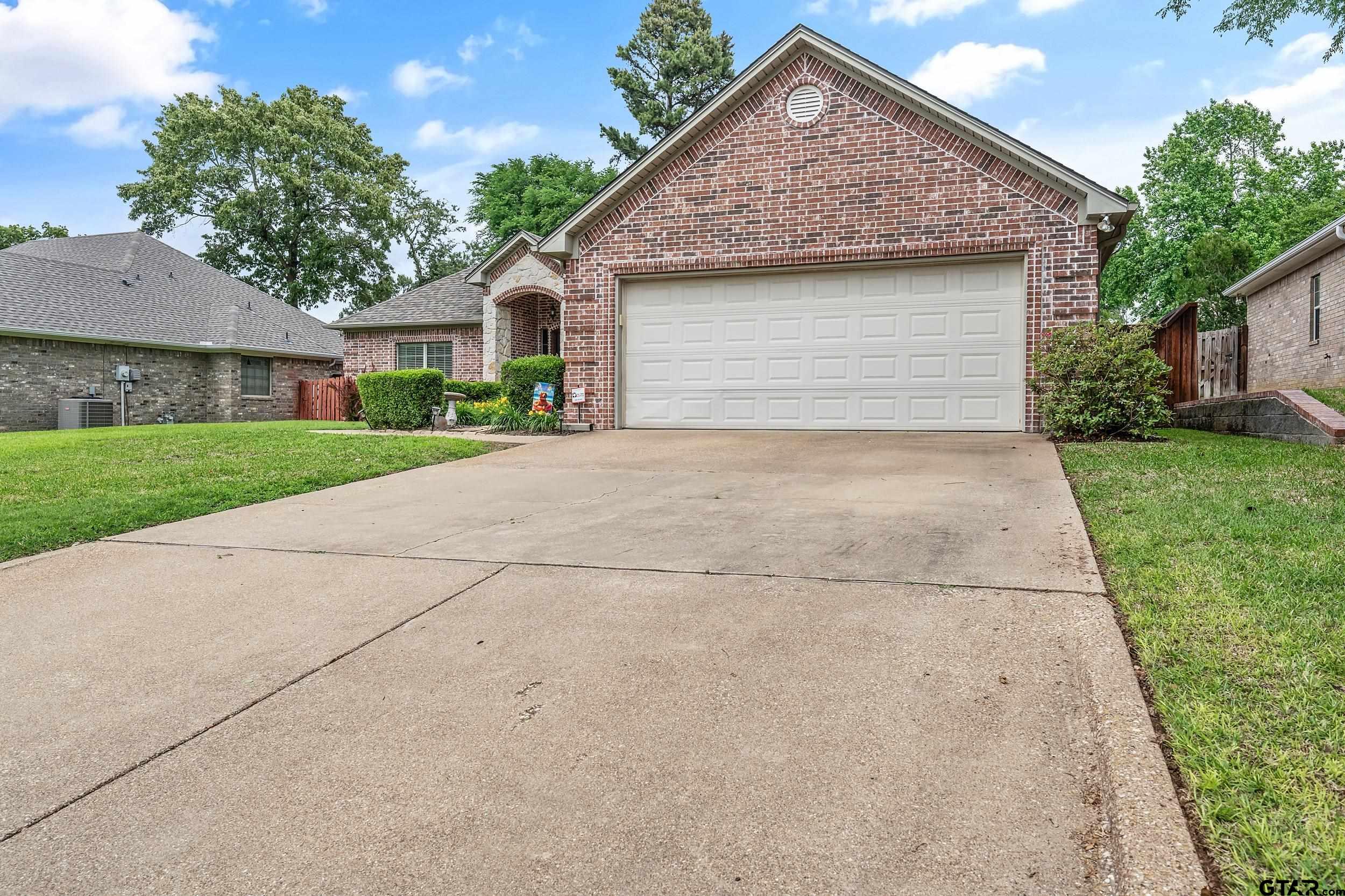 3972 Chapel Woods Blvd