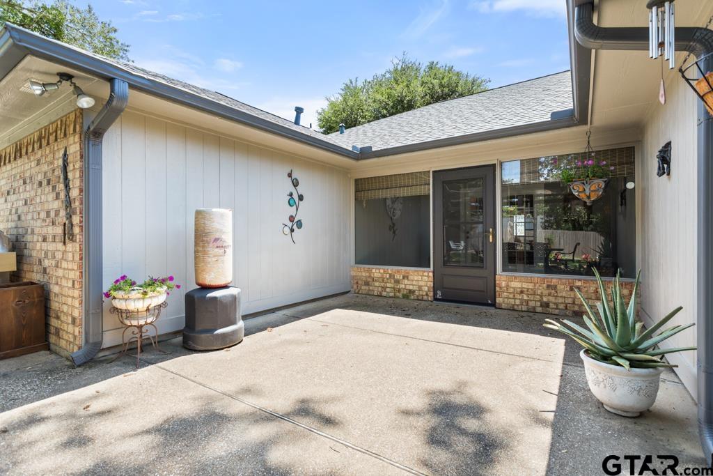 10768 Harvestwood Dr