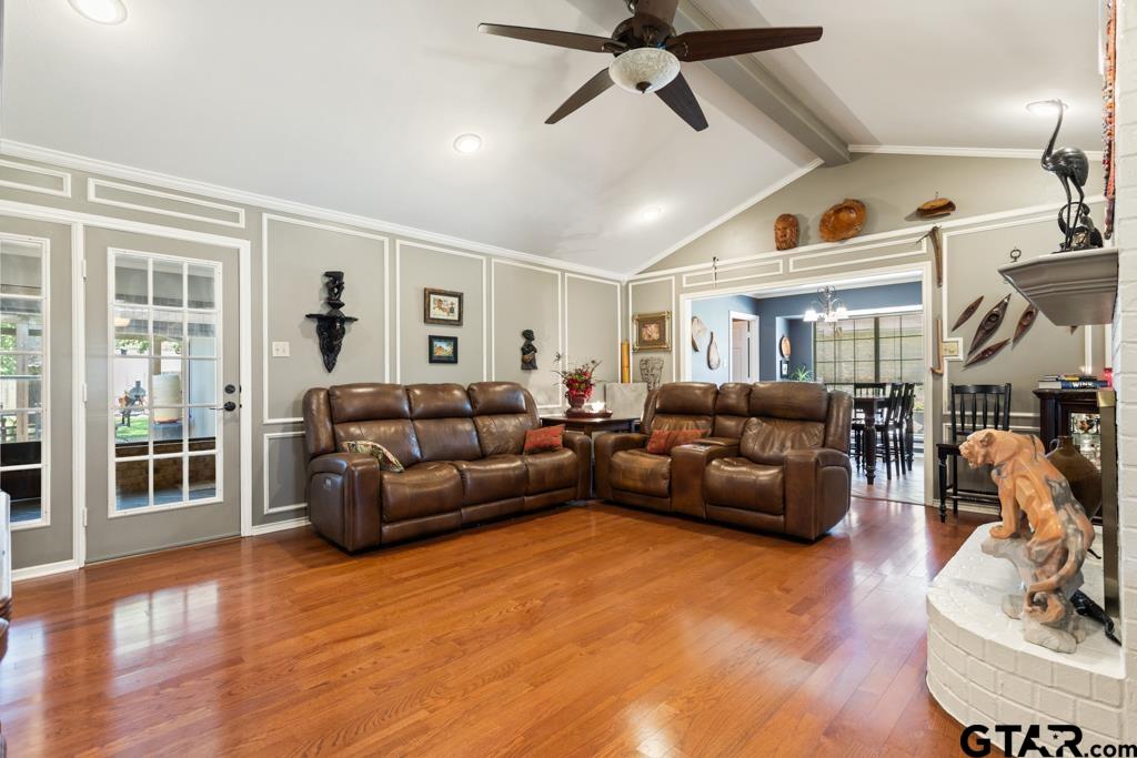 10768 Harvestwood Dr