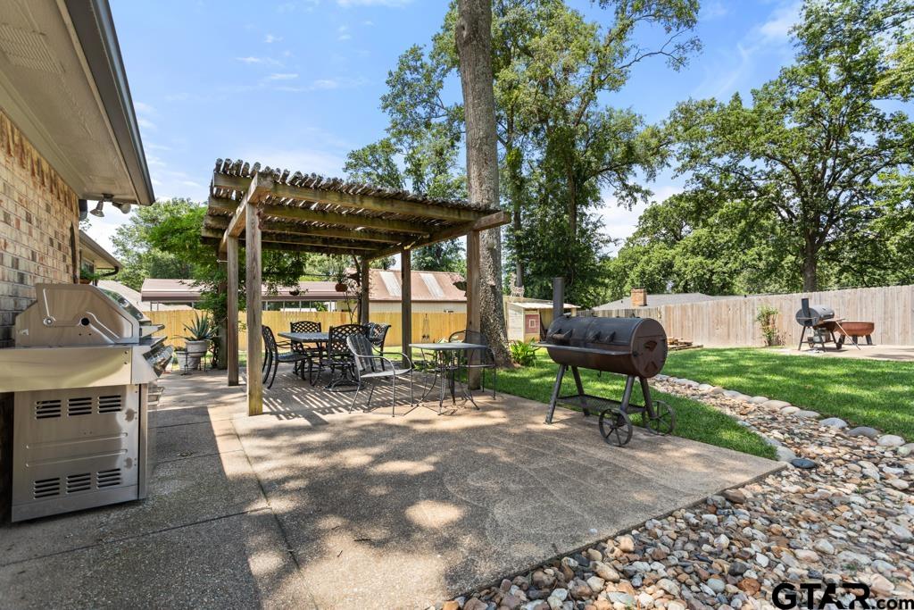 10768 Harvestwood Dr