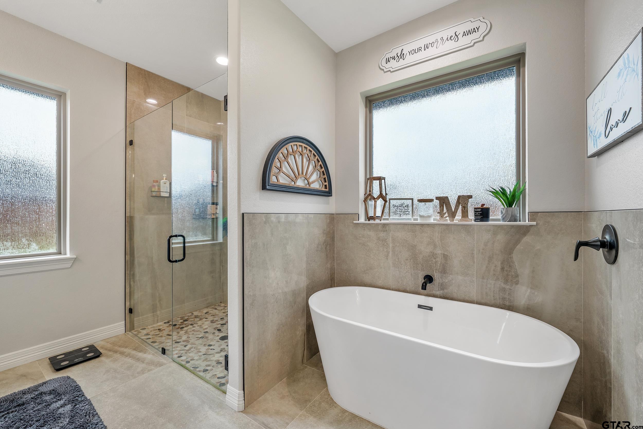 213 Serenity Dr