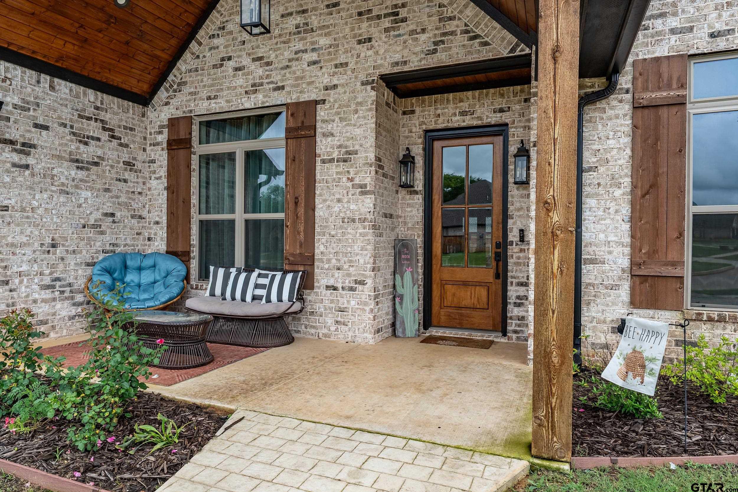 213 Serenity Dr