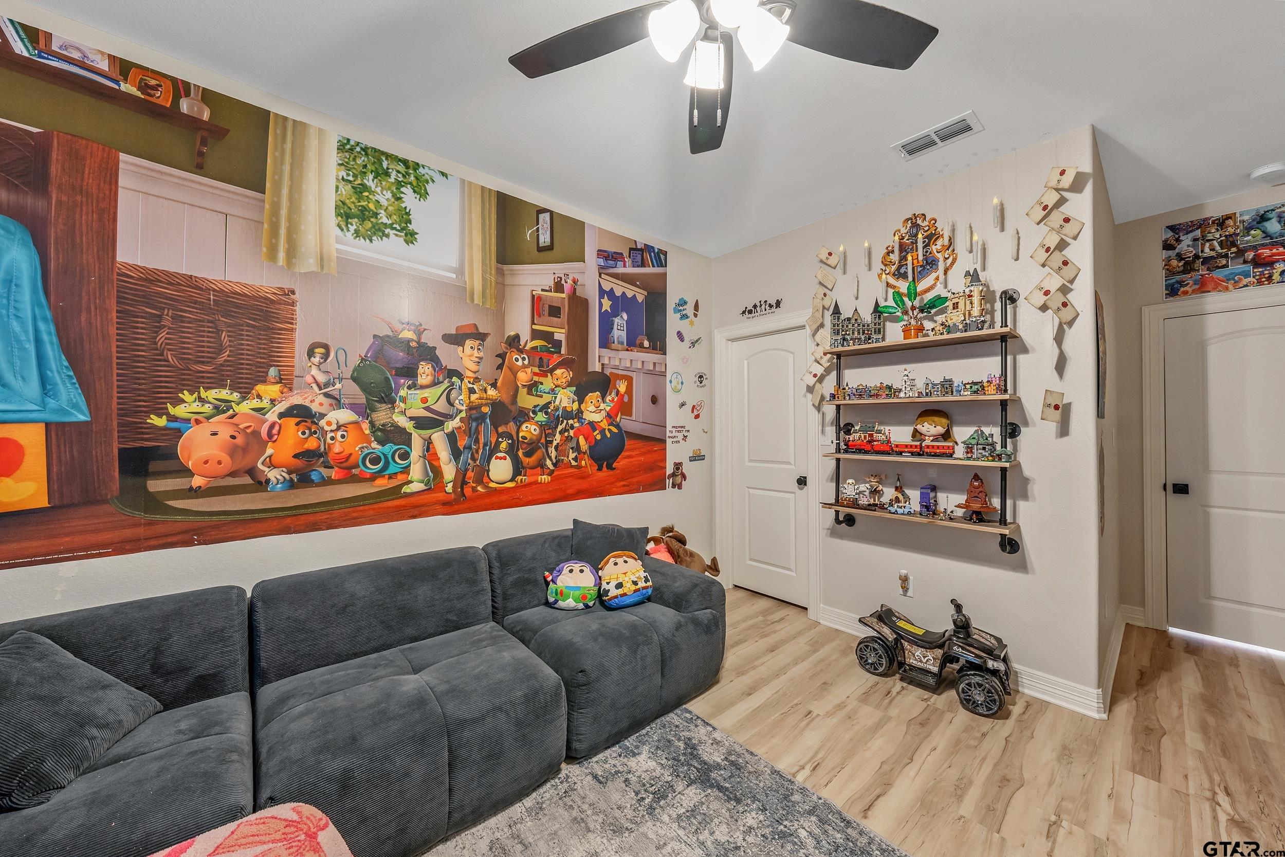 213 Serenity Dr