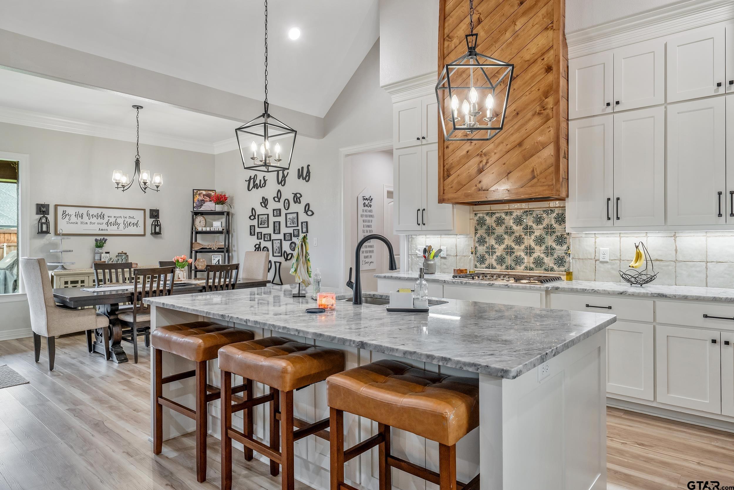 213 Serenity Dr