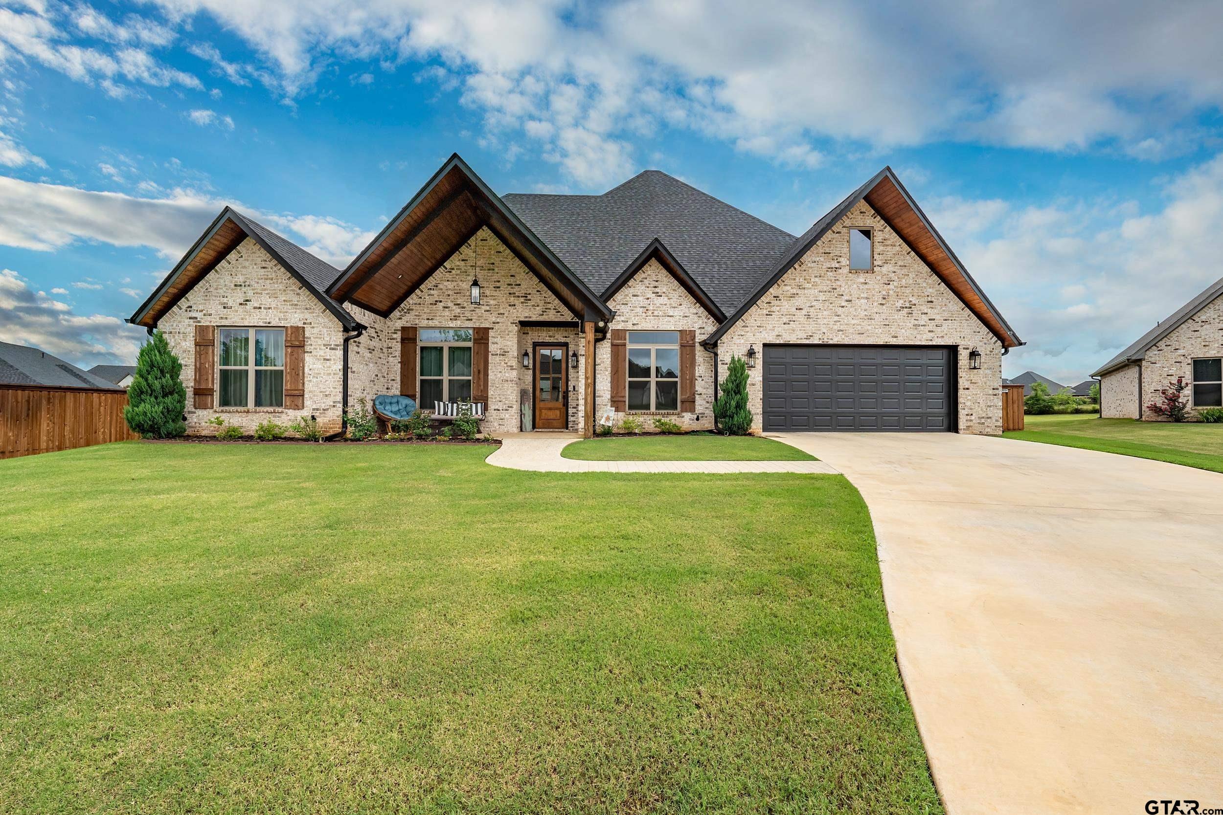 213 Serenity Dr