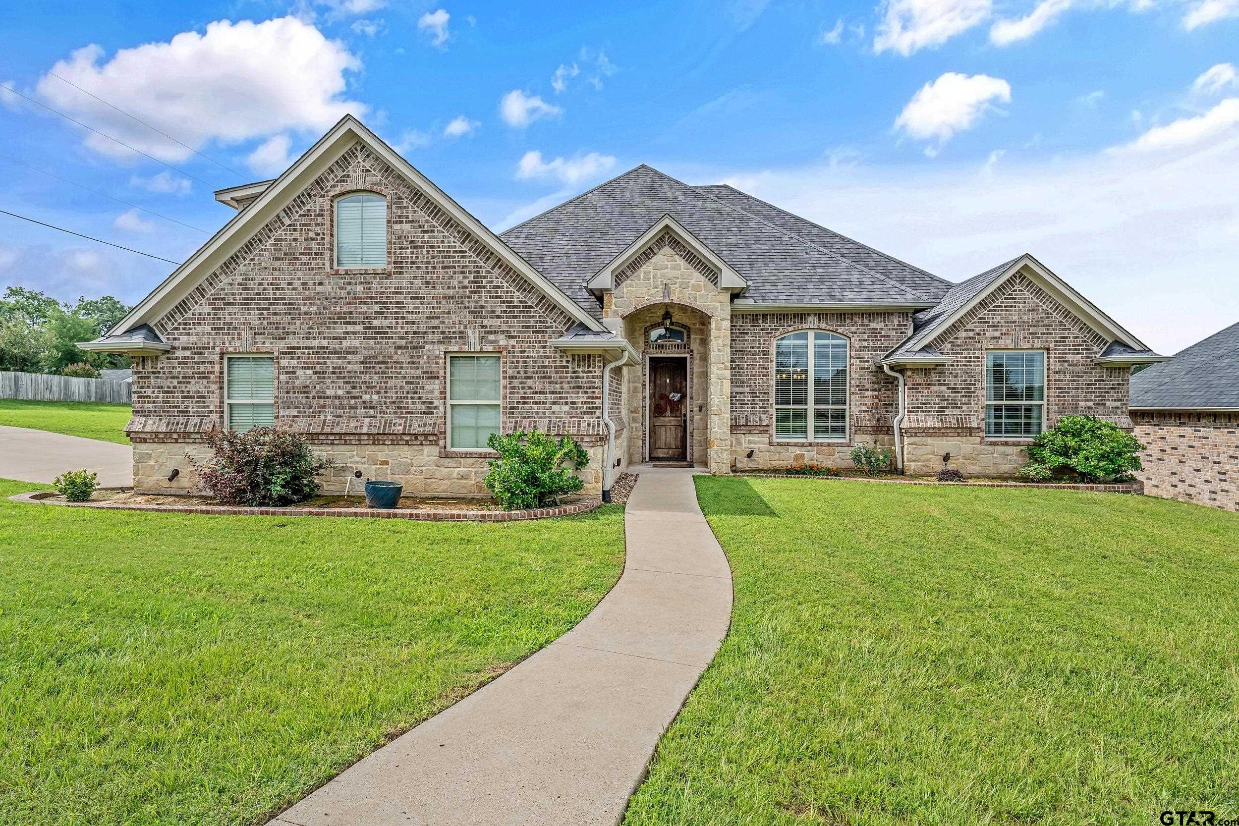 11775 Belle Chase