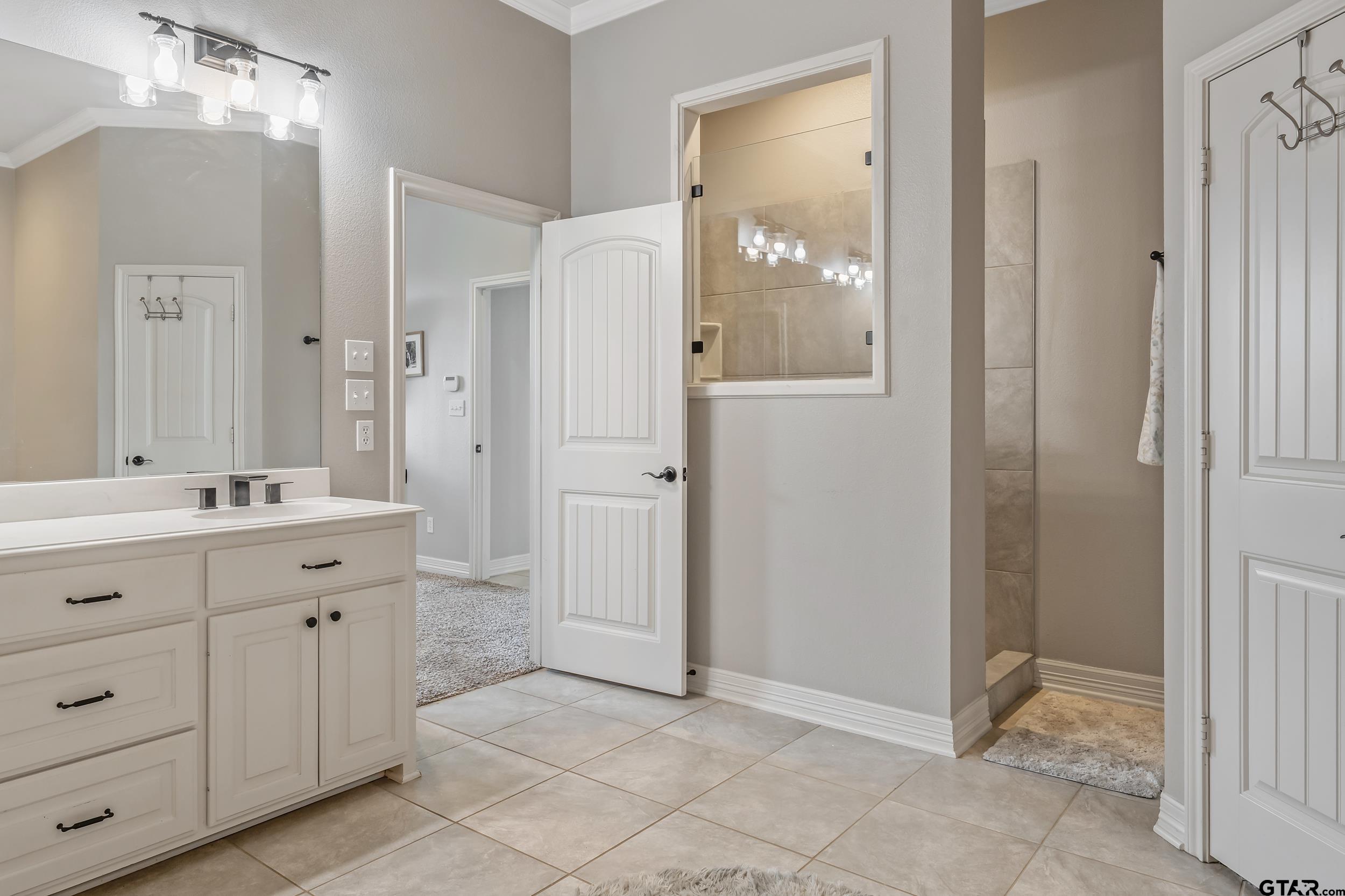 11775 Belle Chase