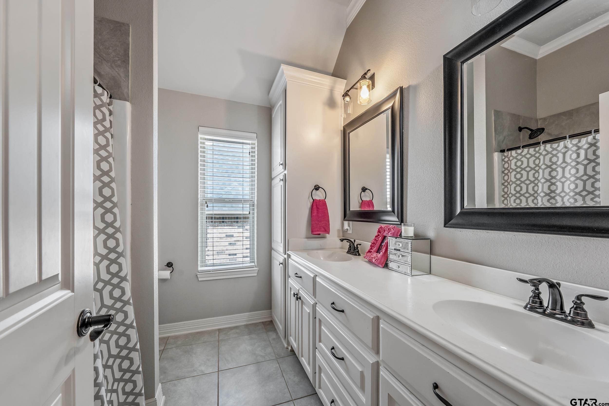 11775 Belle Chase