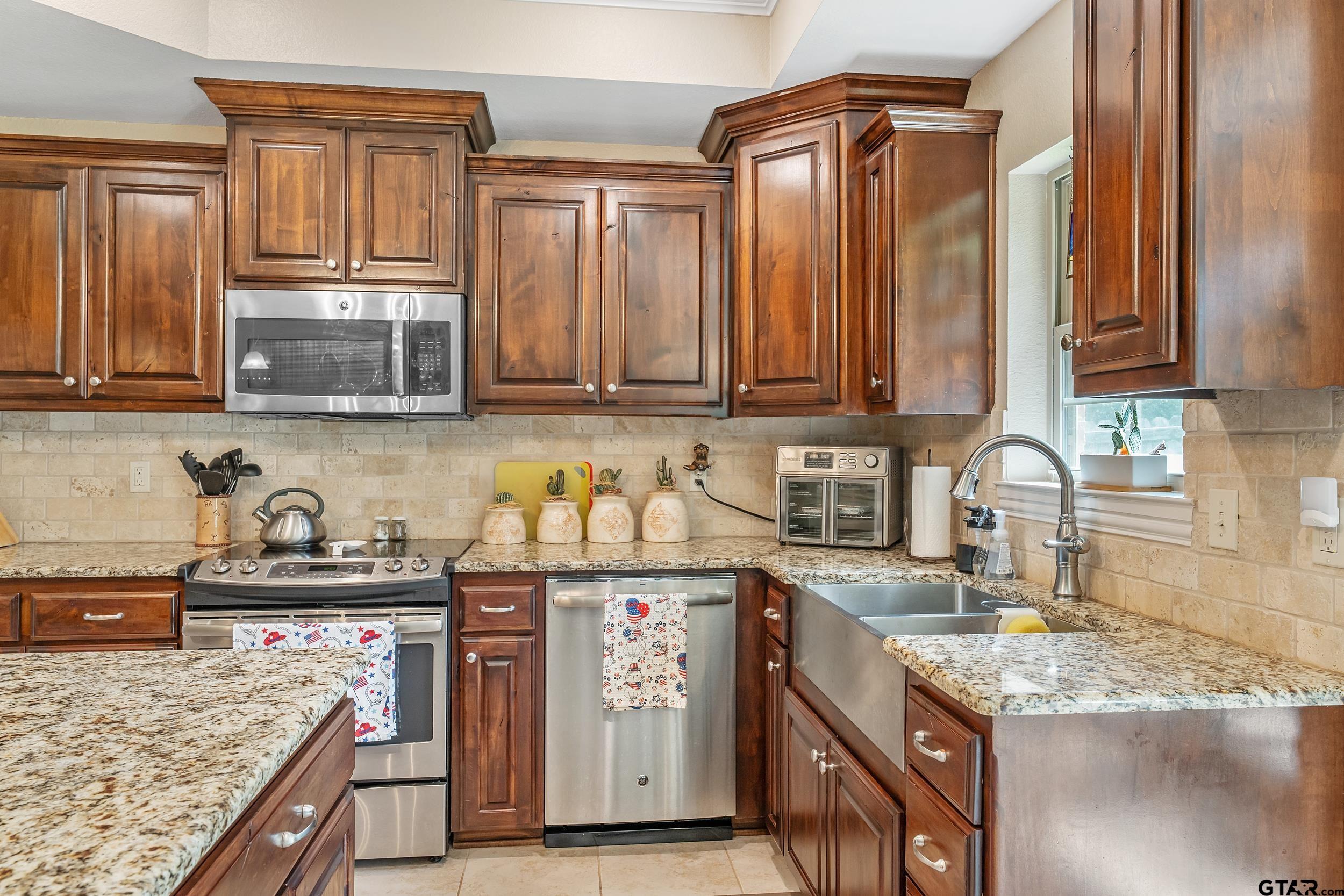 16543 Grand Coteau