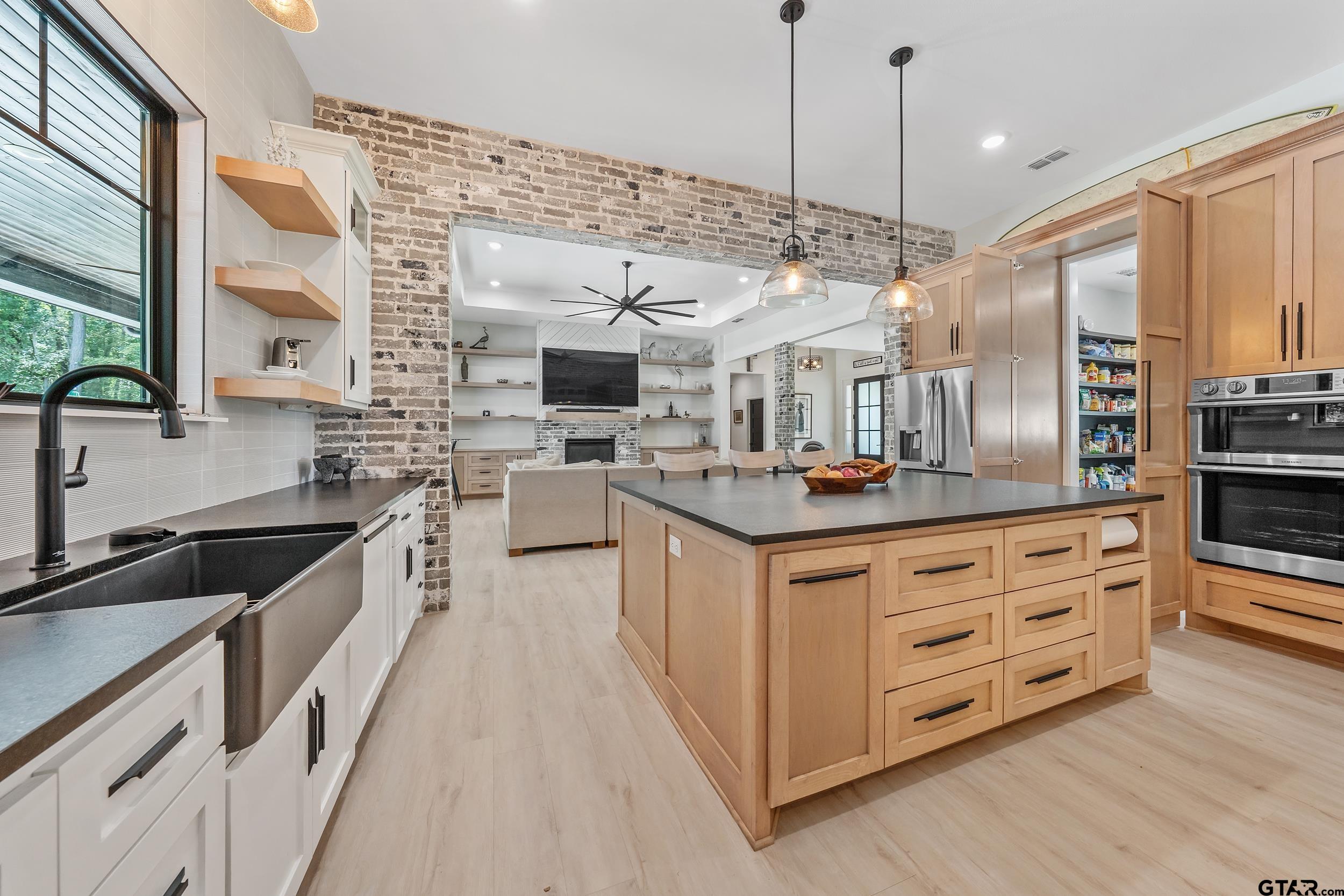 168 Kallan Rd