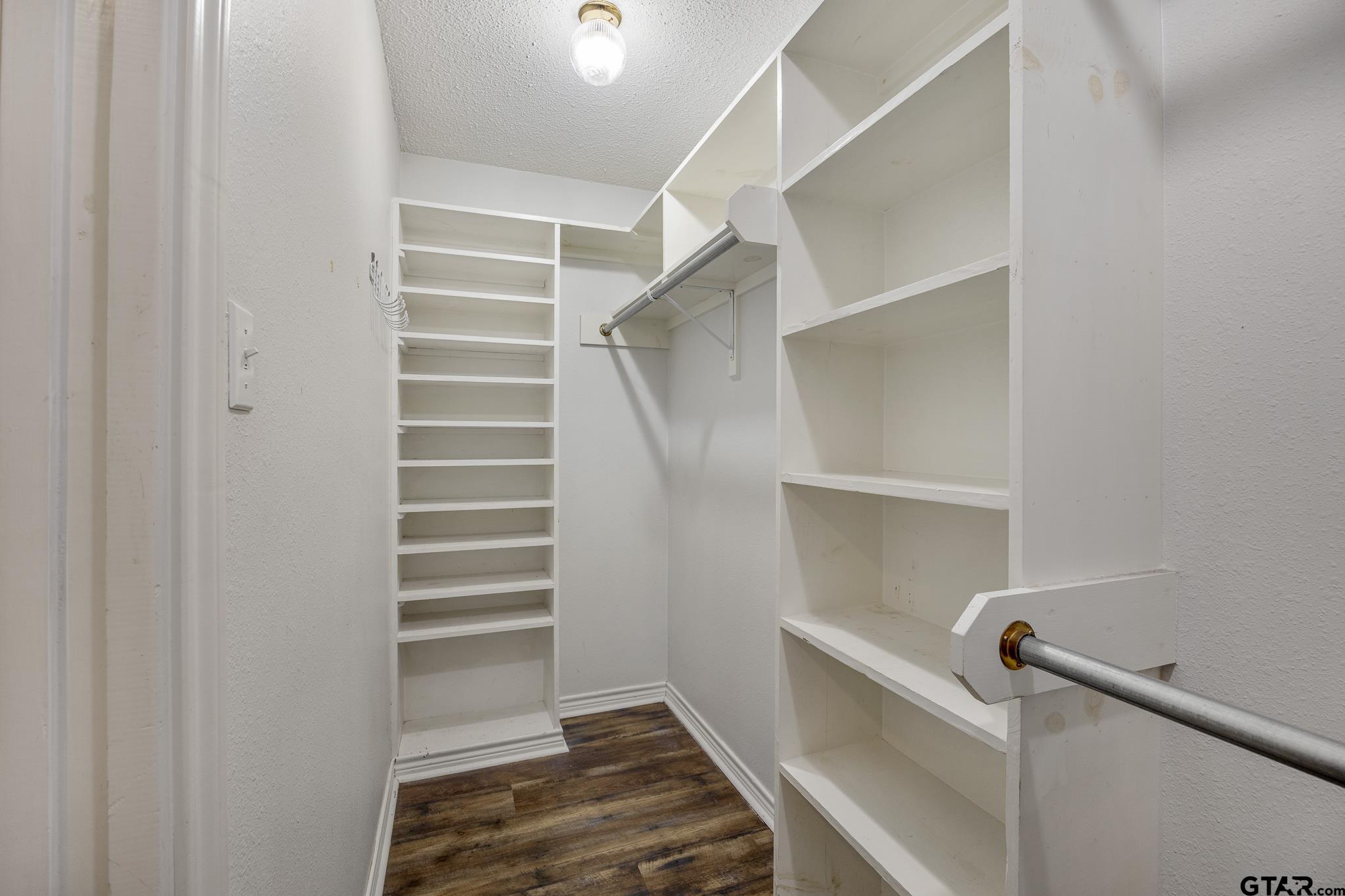 11109 Stuart St
