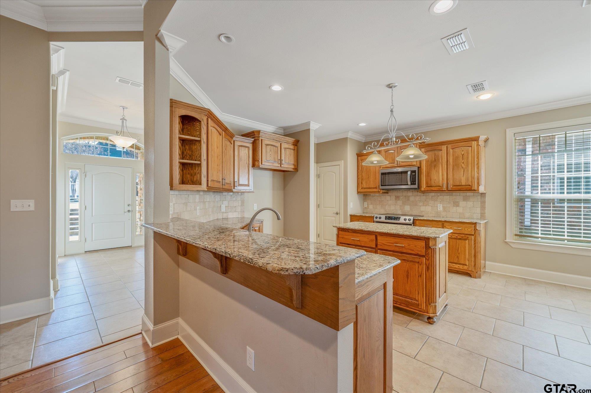 665 Bunker Dr.
