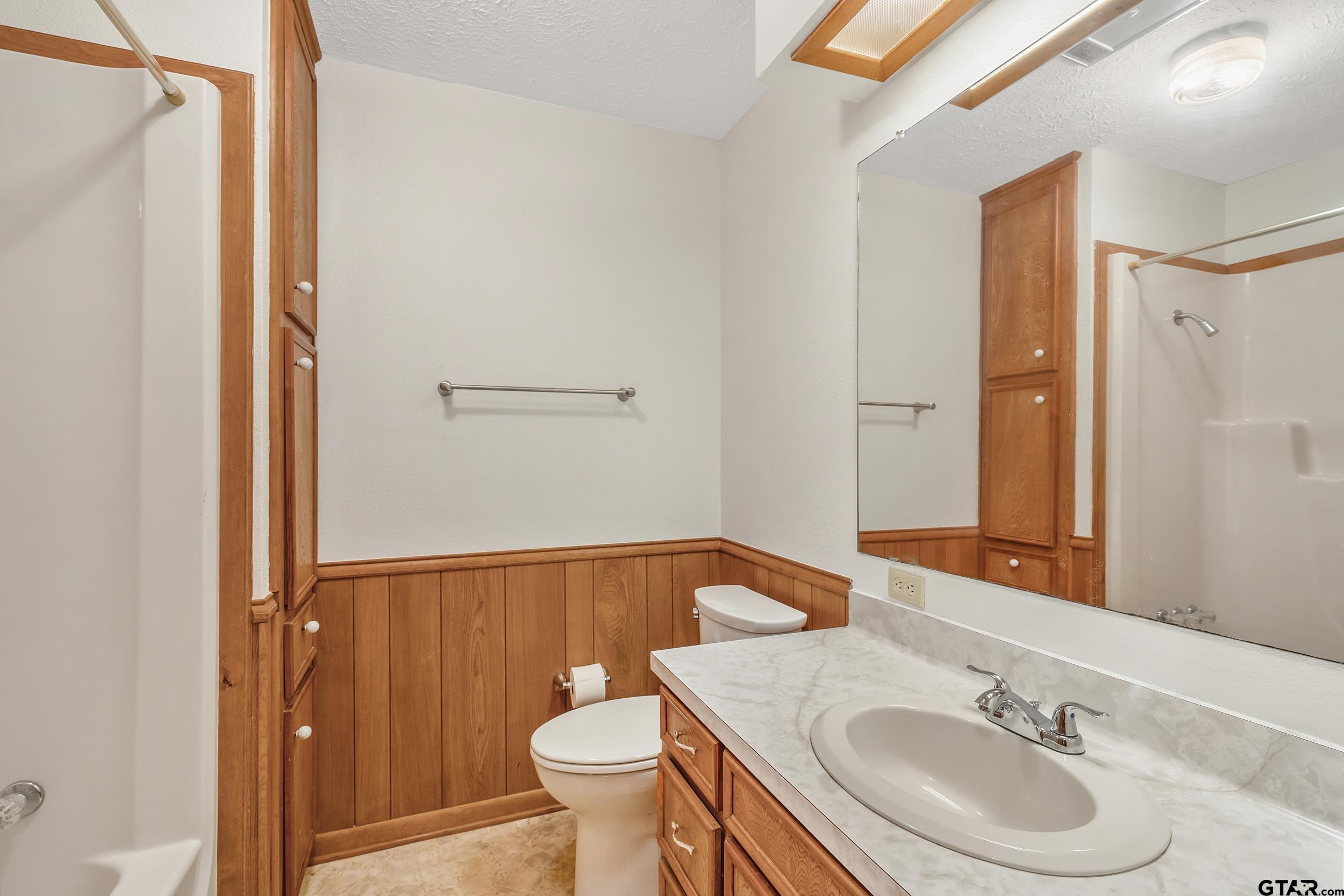 15911 US Hwy 79 E