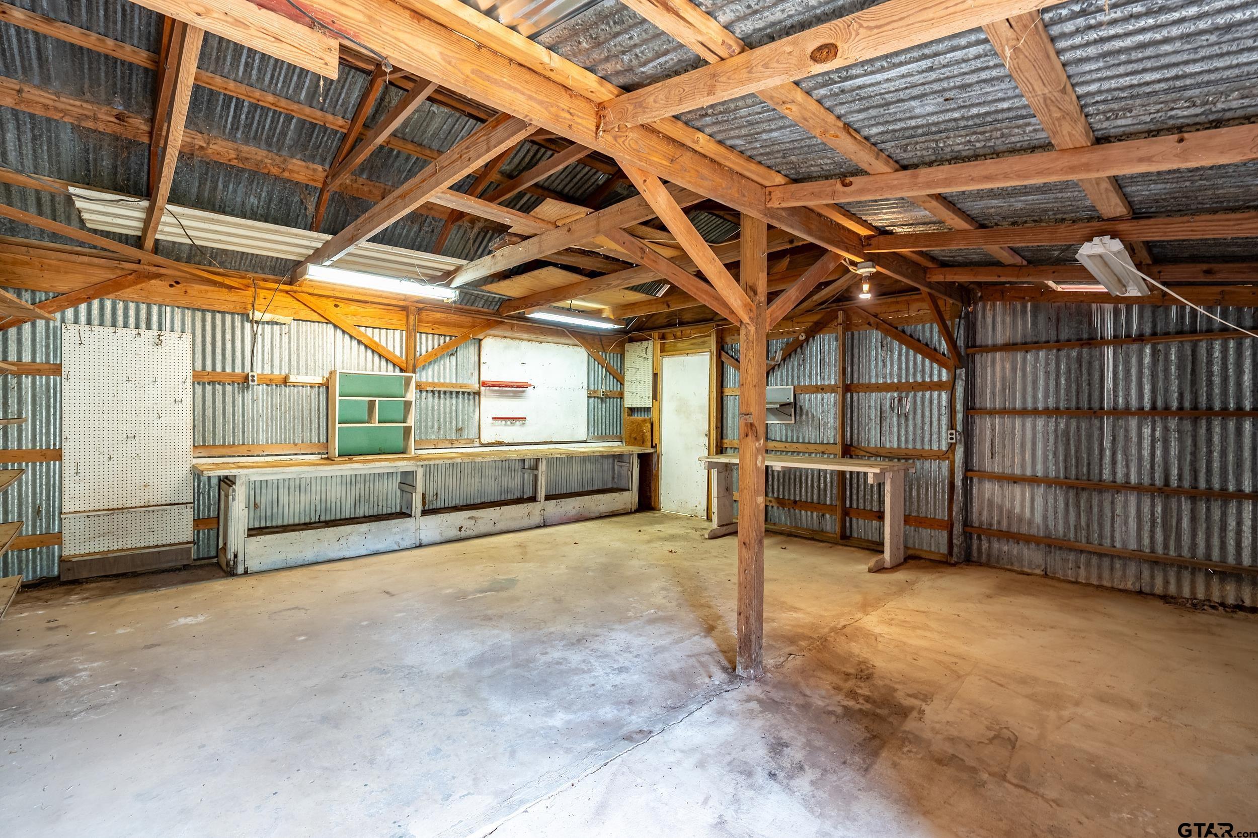 15911 US Hwy 79 E