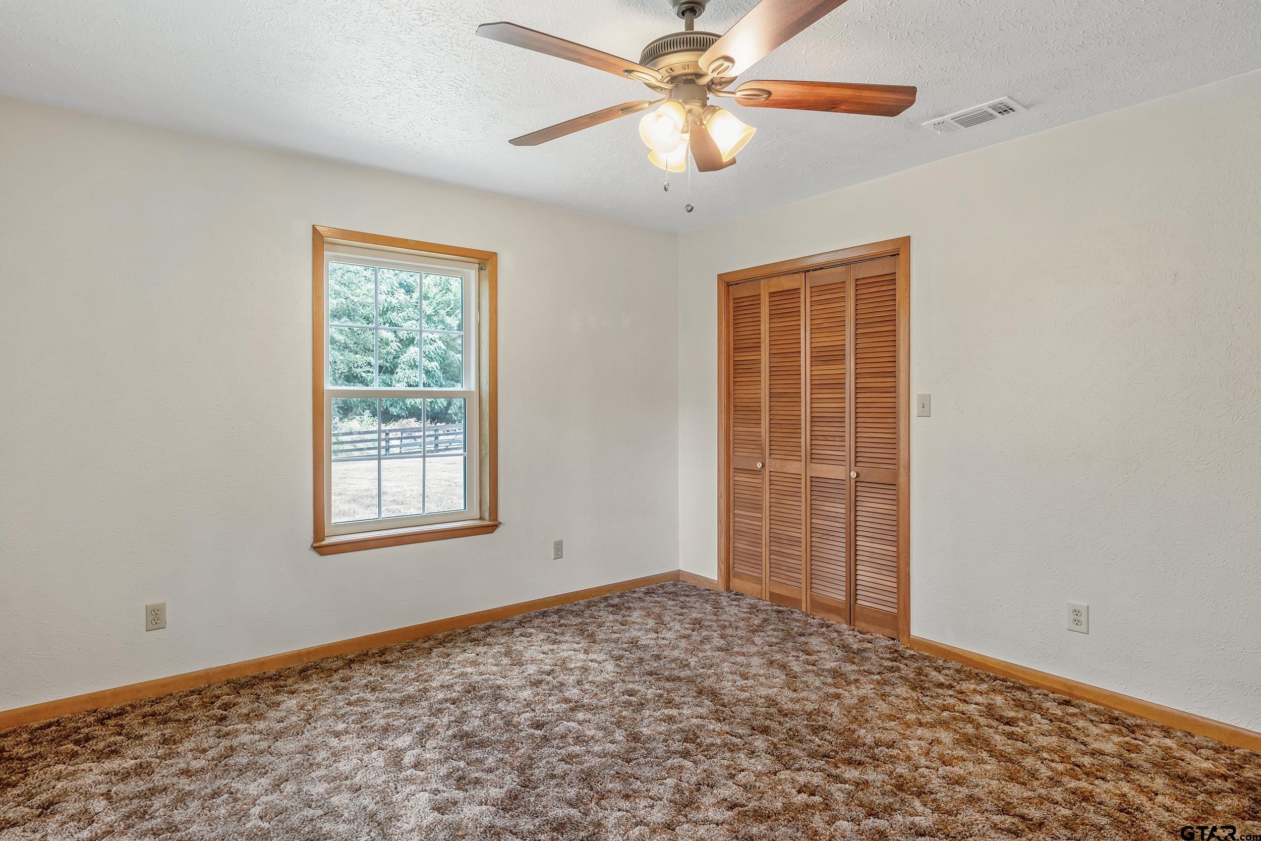 15911 US Hwy 79 E