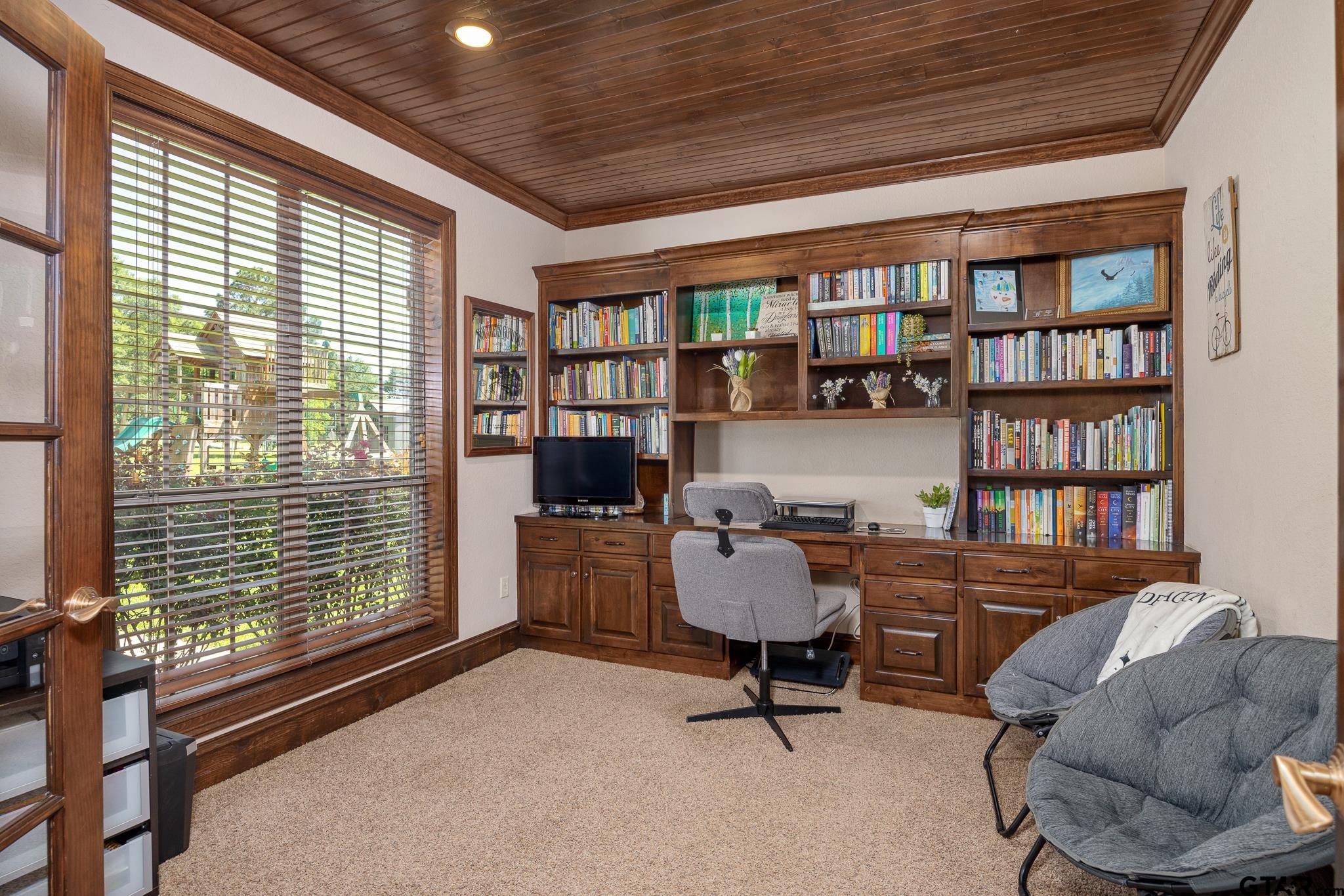 15981 Cedar Bay