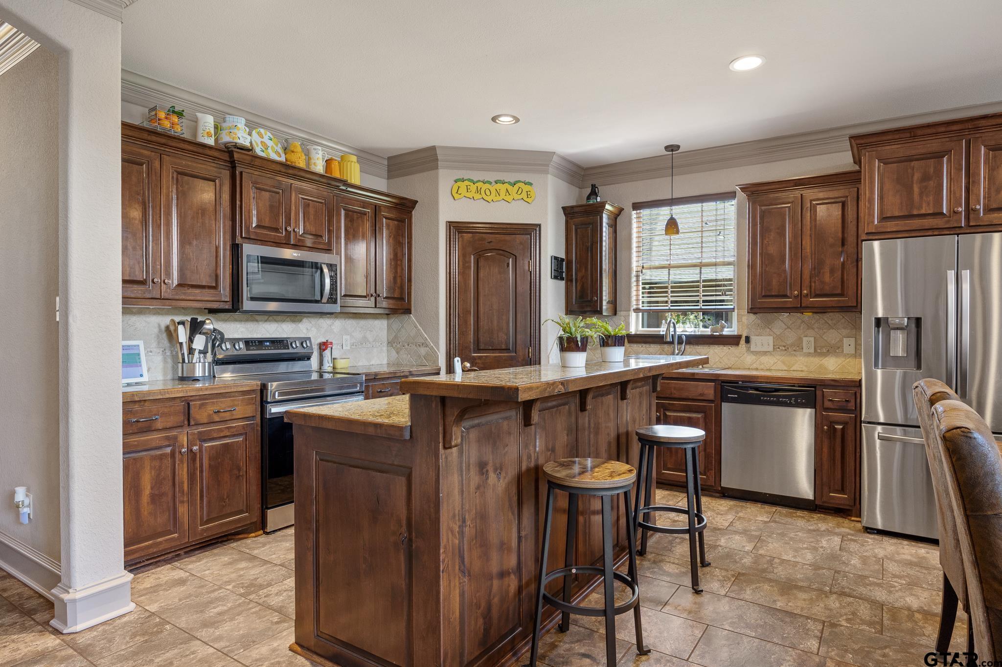 15981 Cedar Bay