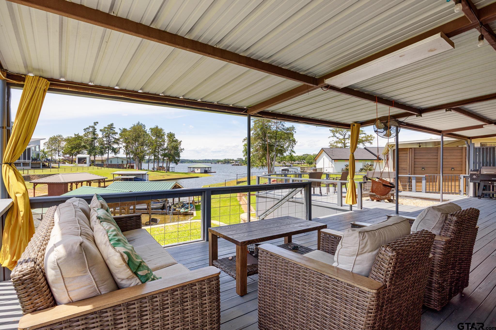 15981 Cedar Bay