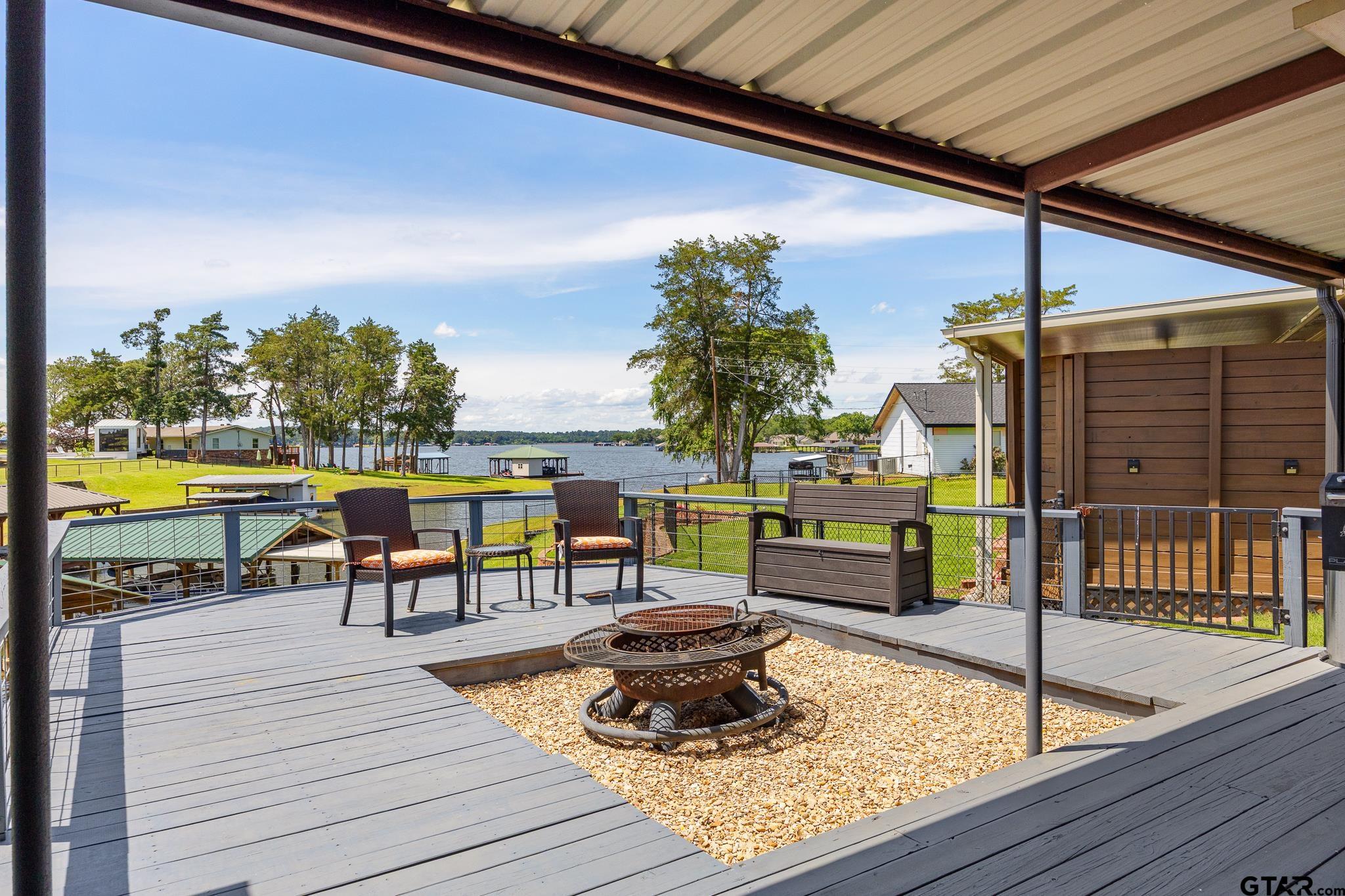 15981 Cedar Bay
