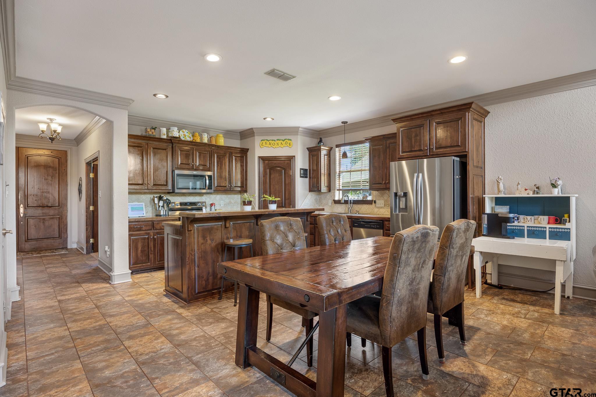 15981 Cedar Bay