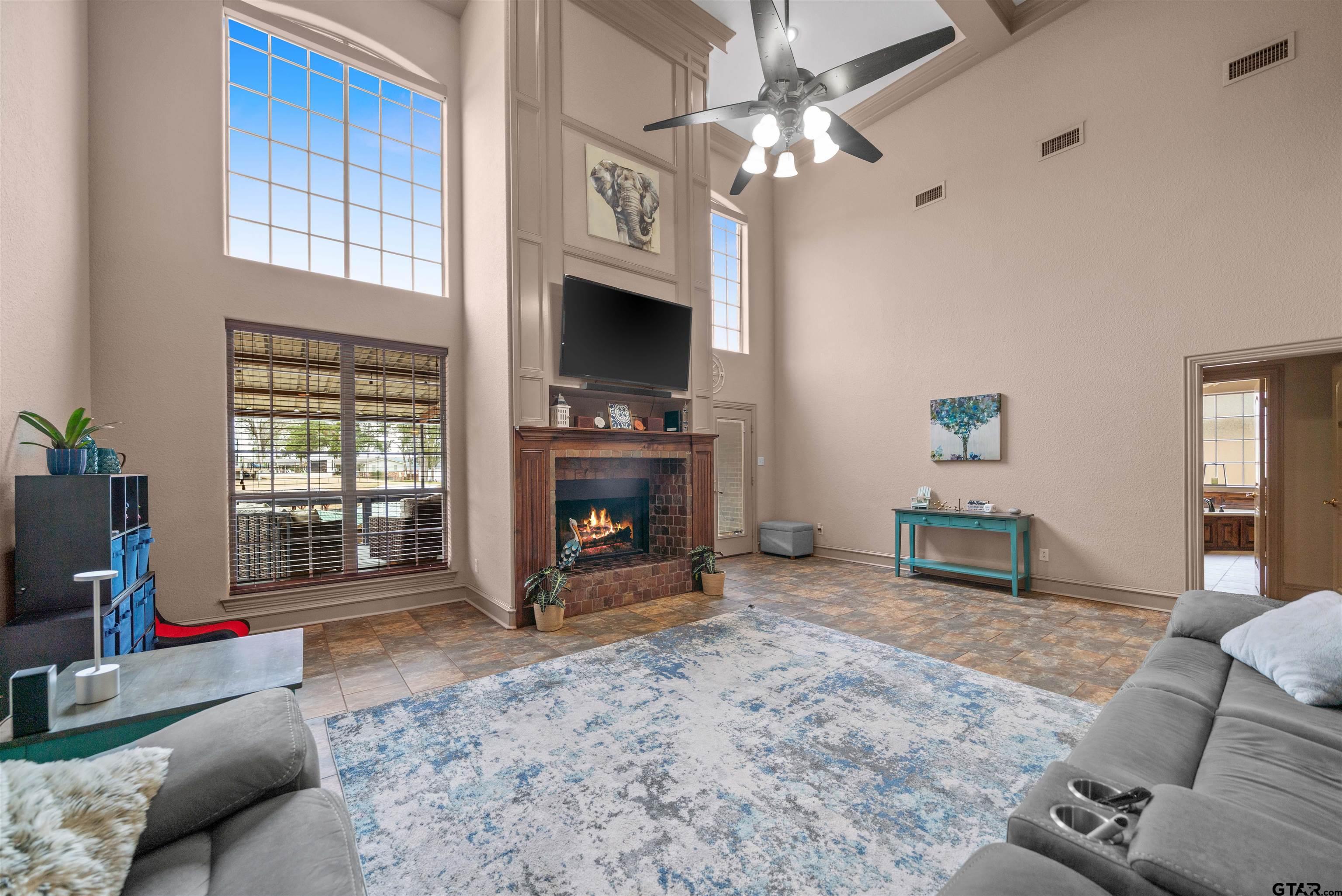 15981 Cedar Bay