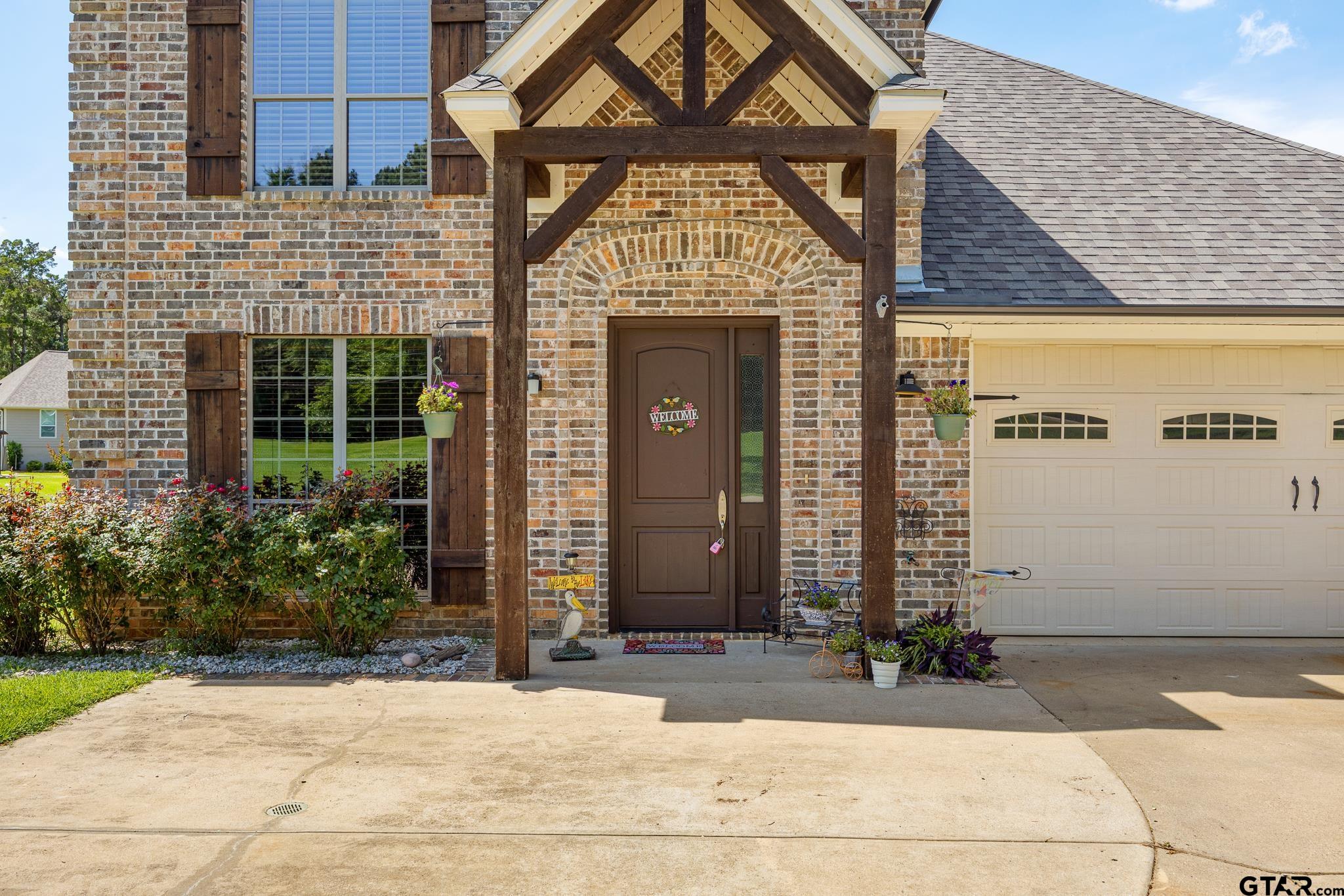 15981 Cedar Bay