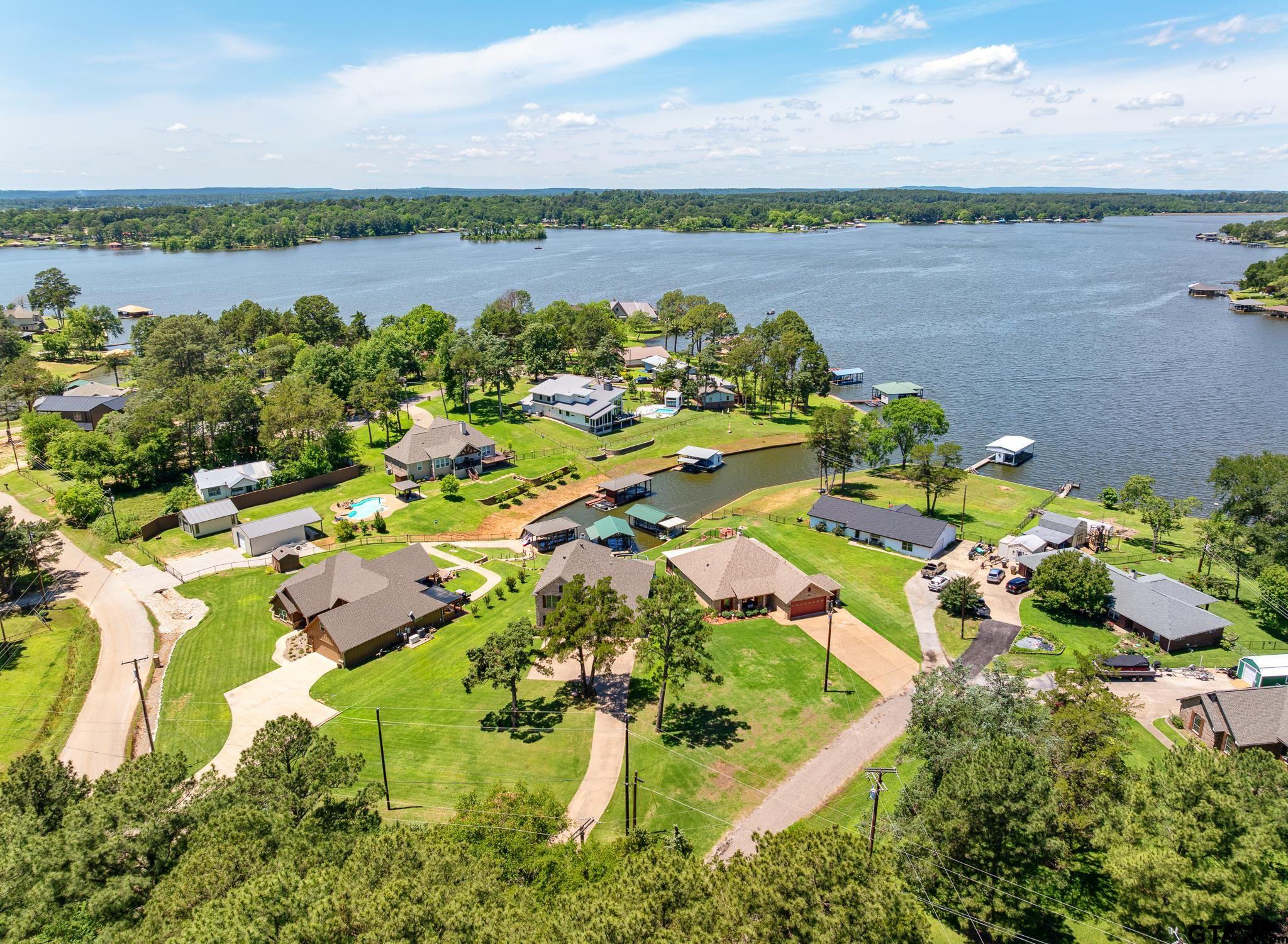 15981 Cedar Bay