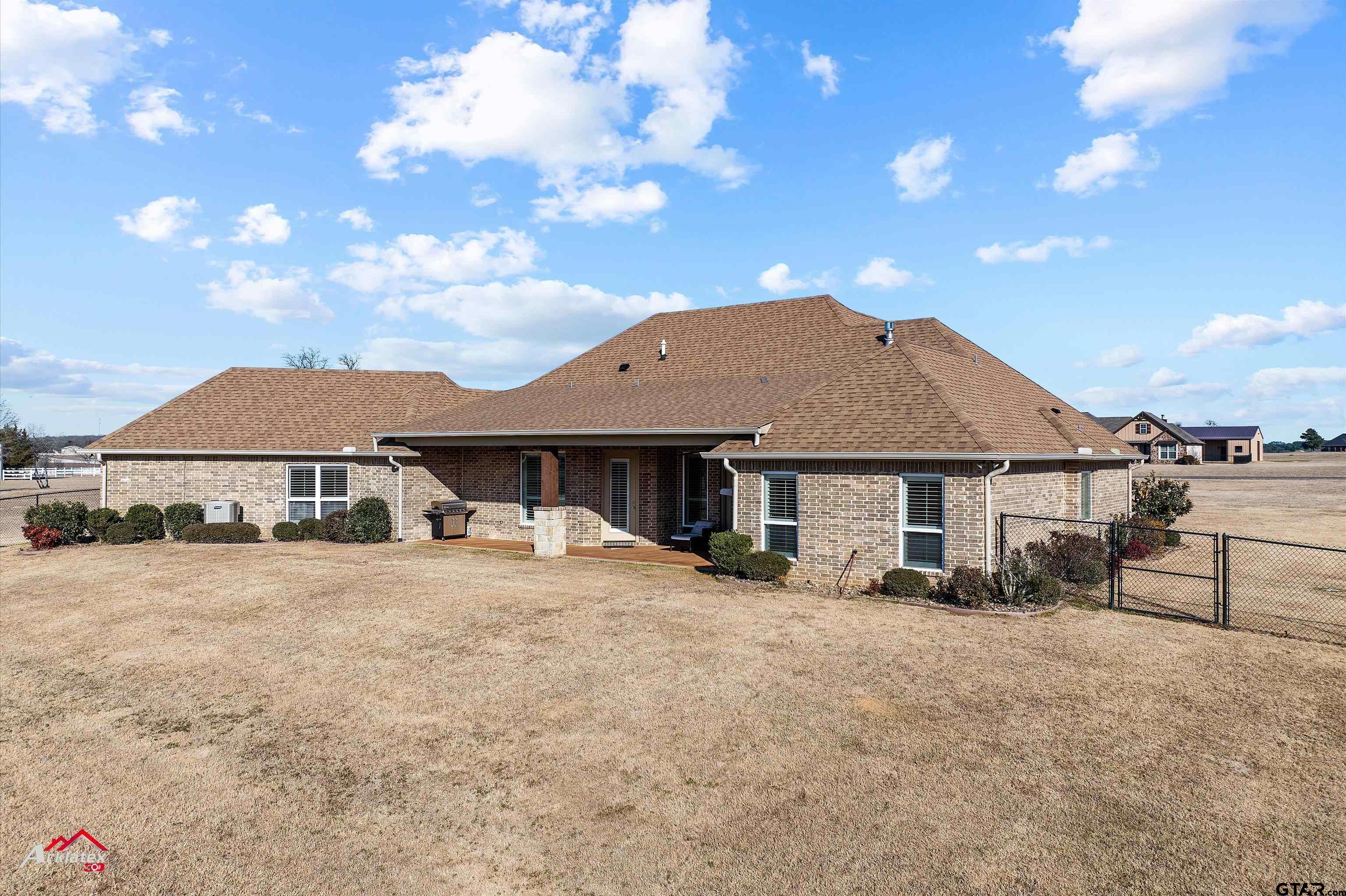 15671 Stallion Lake Blvd