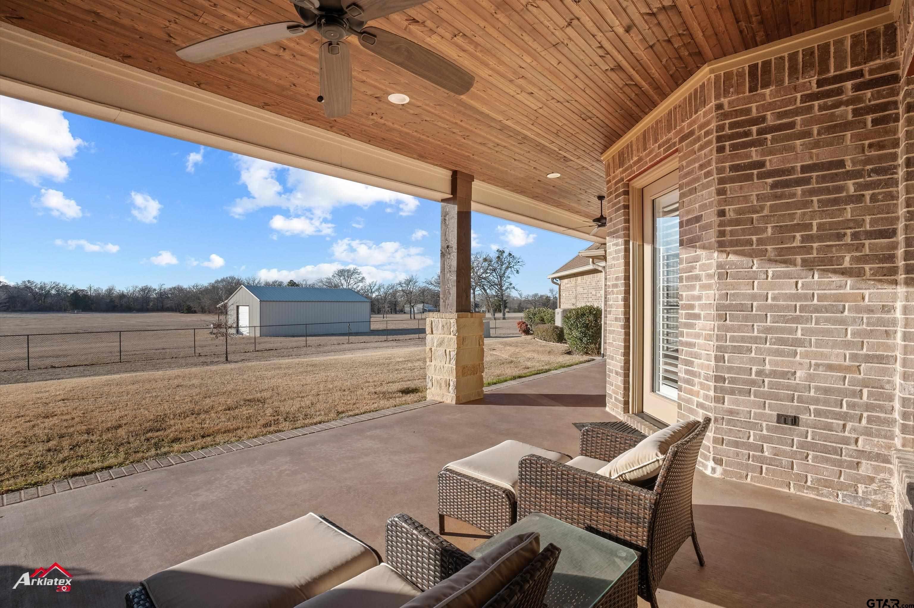 15671 Stallion Lake Blvd