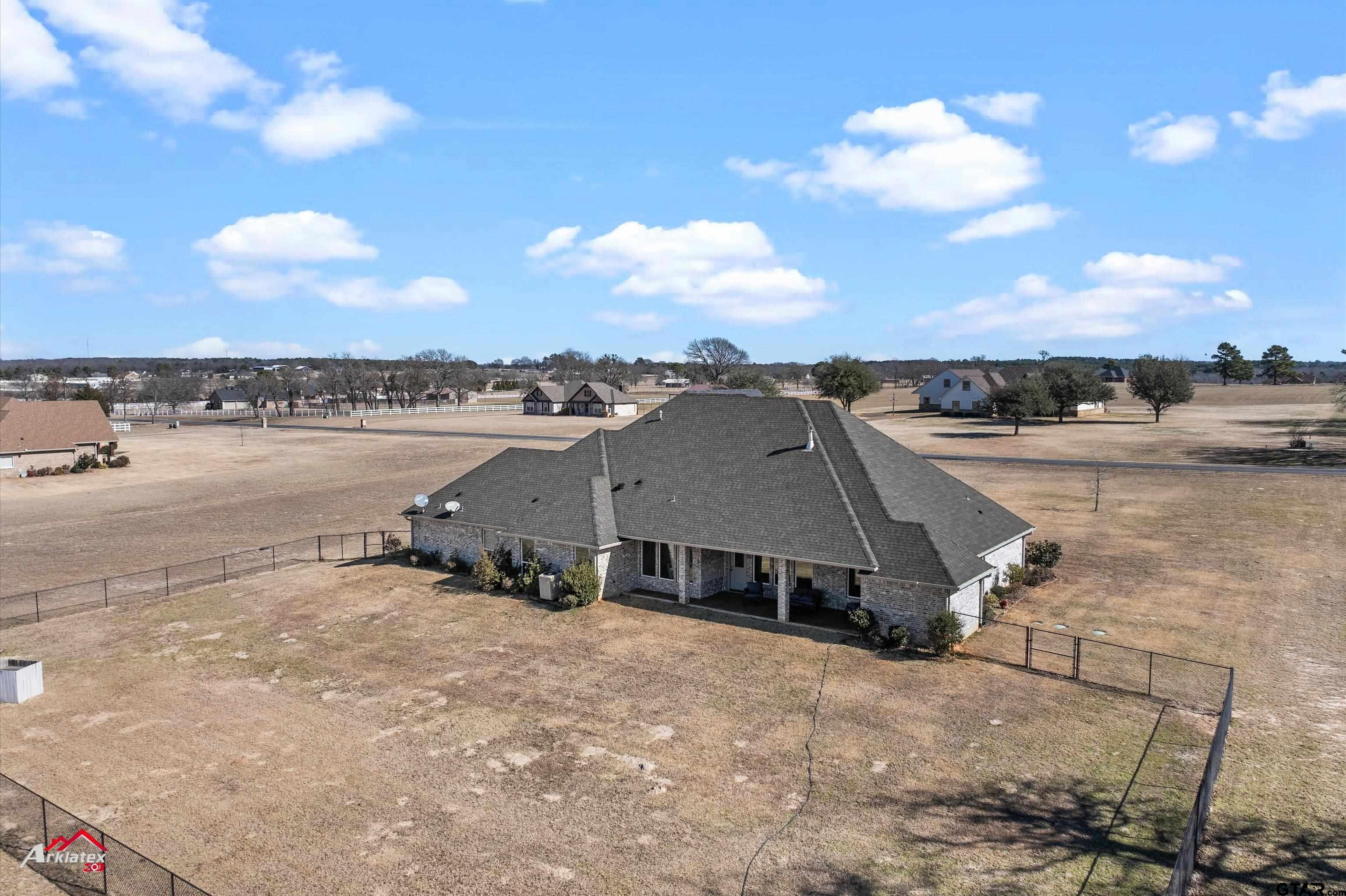 15631 Stallion Lake Blvd