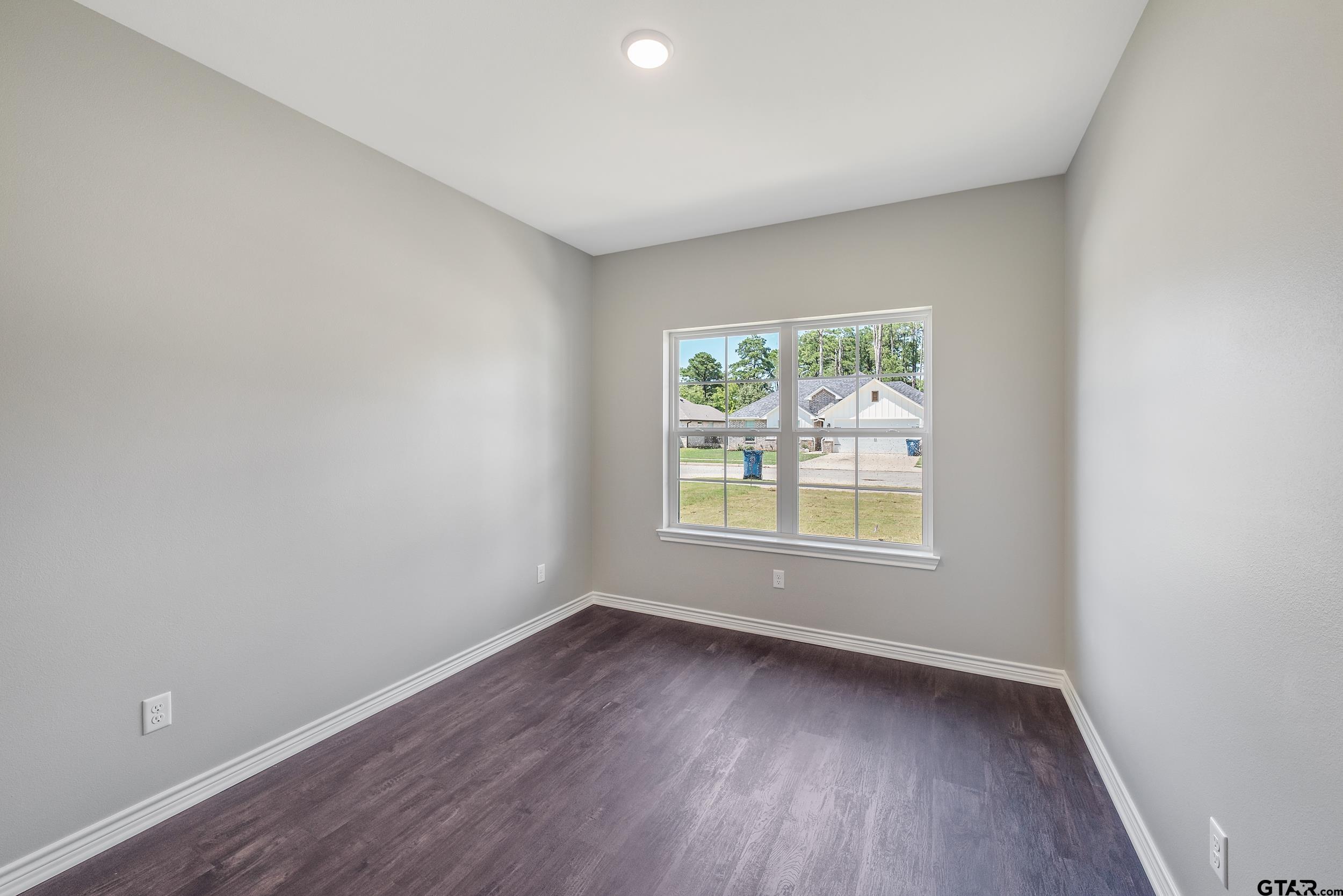 420 Deer Point Cove