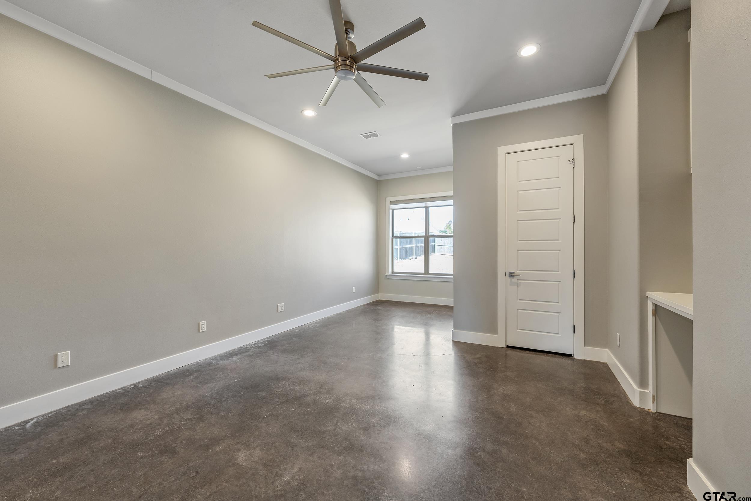 1569 Cooks Crossing