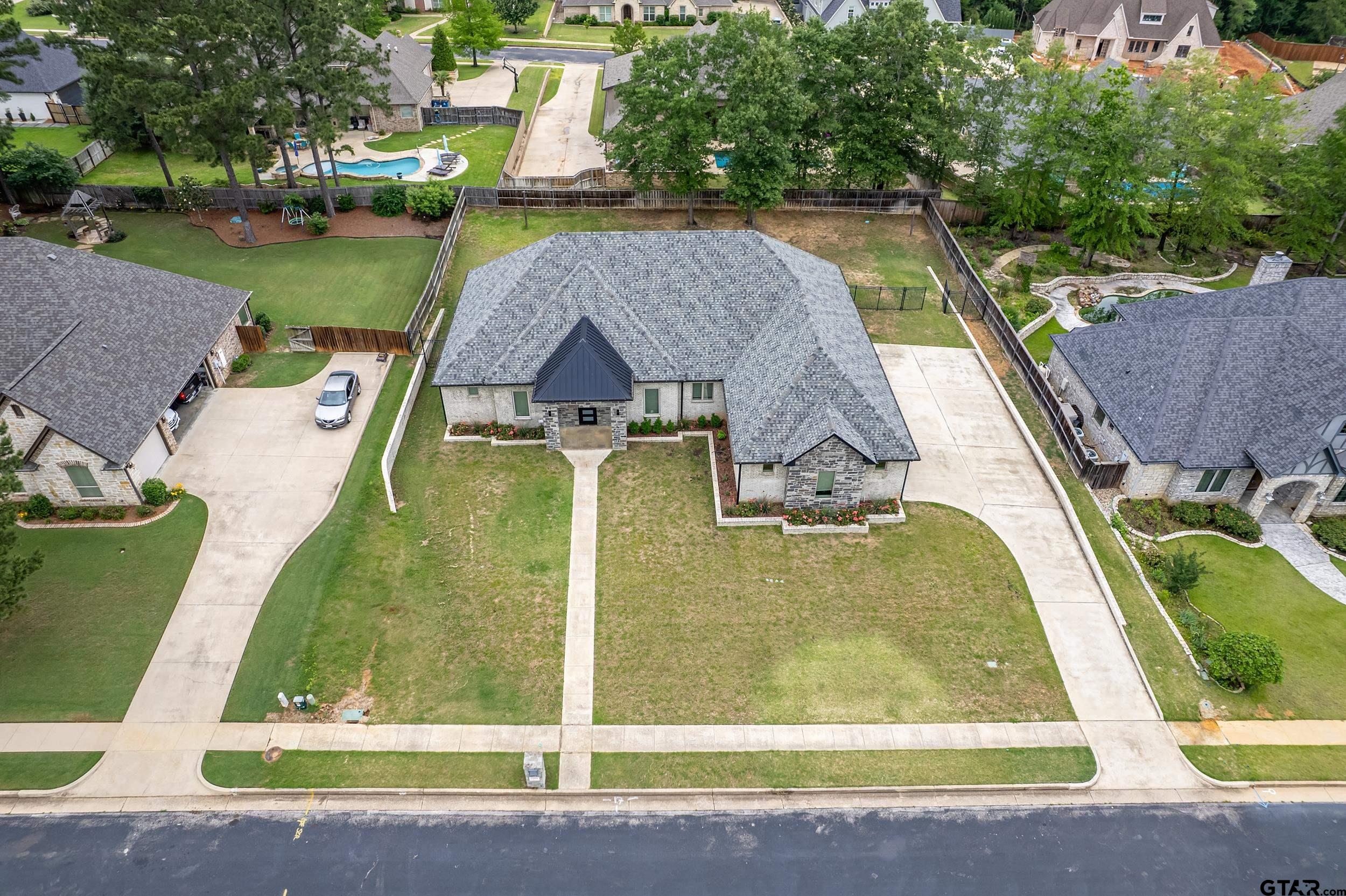 1569 Cooks Crossing