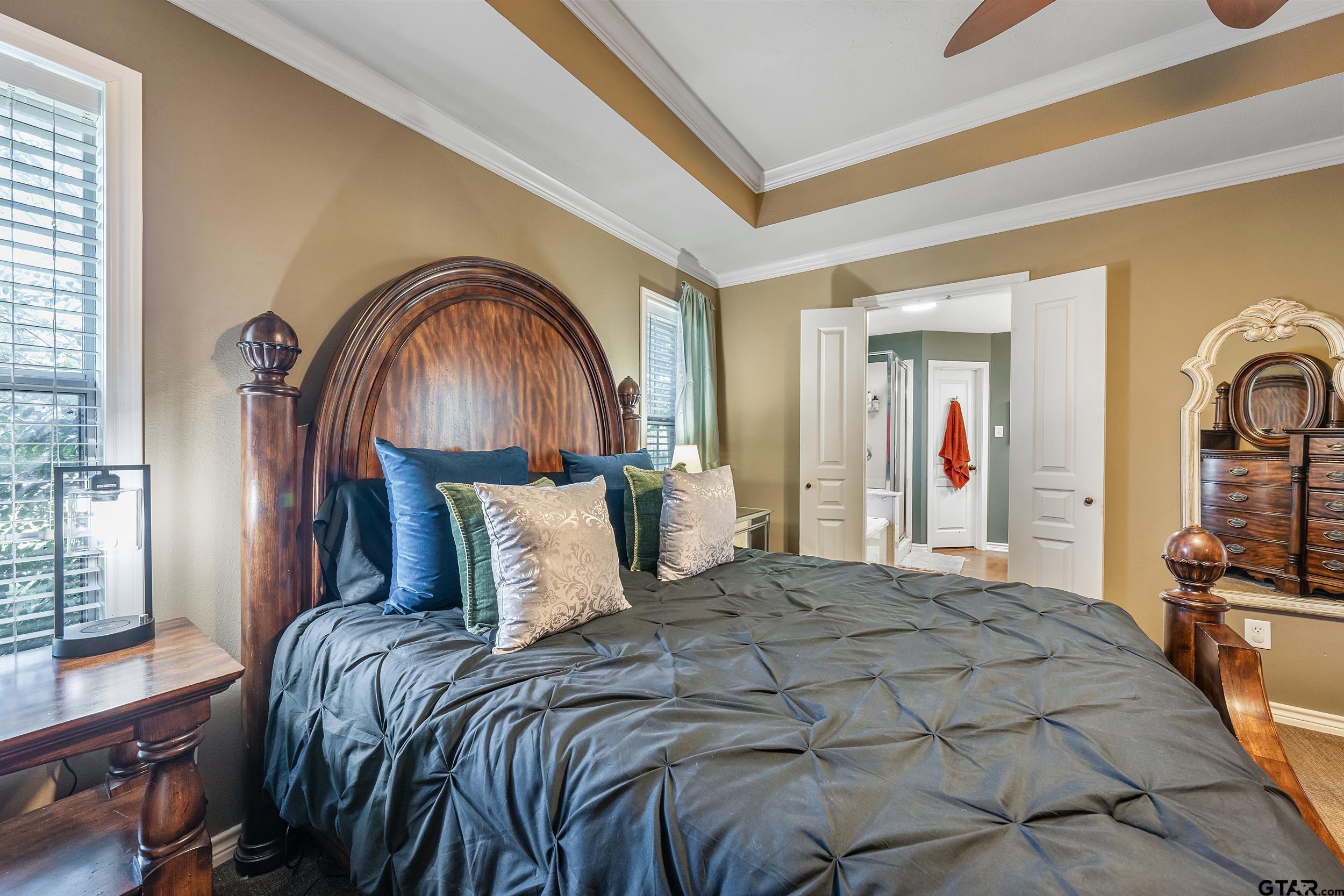 301 Hines Crossing