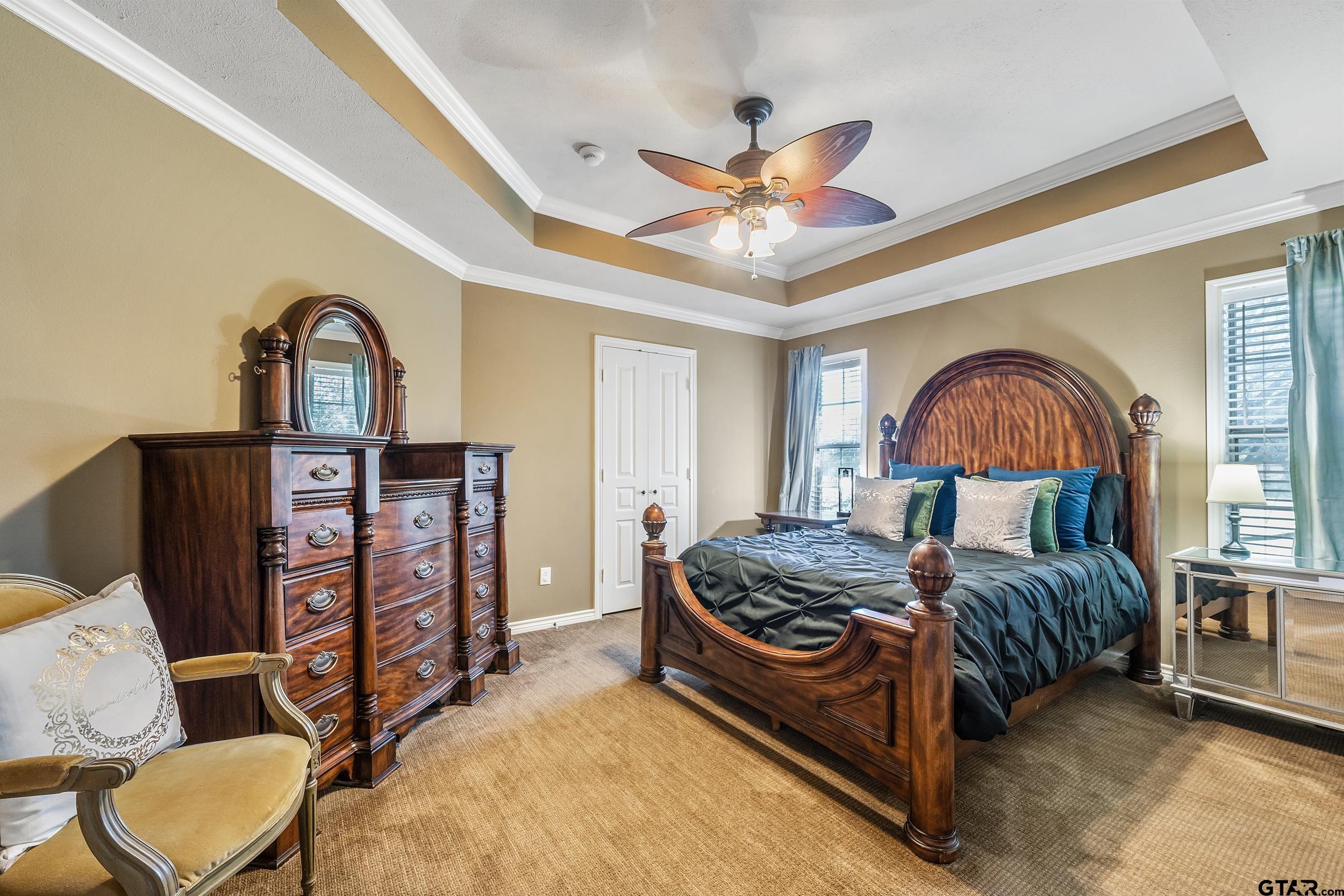 301 Hines Crossing