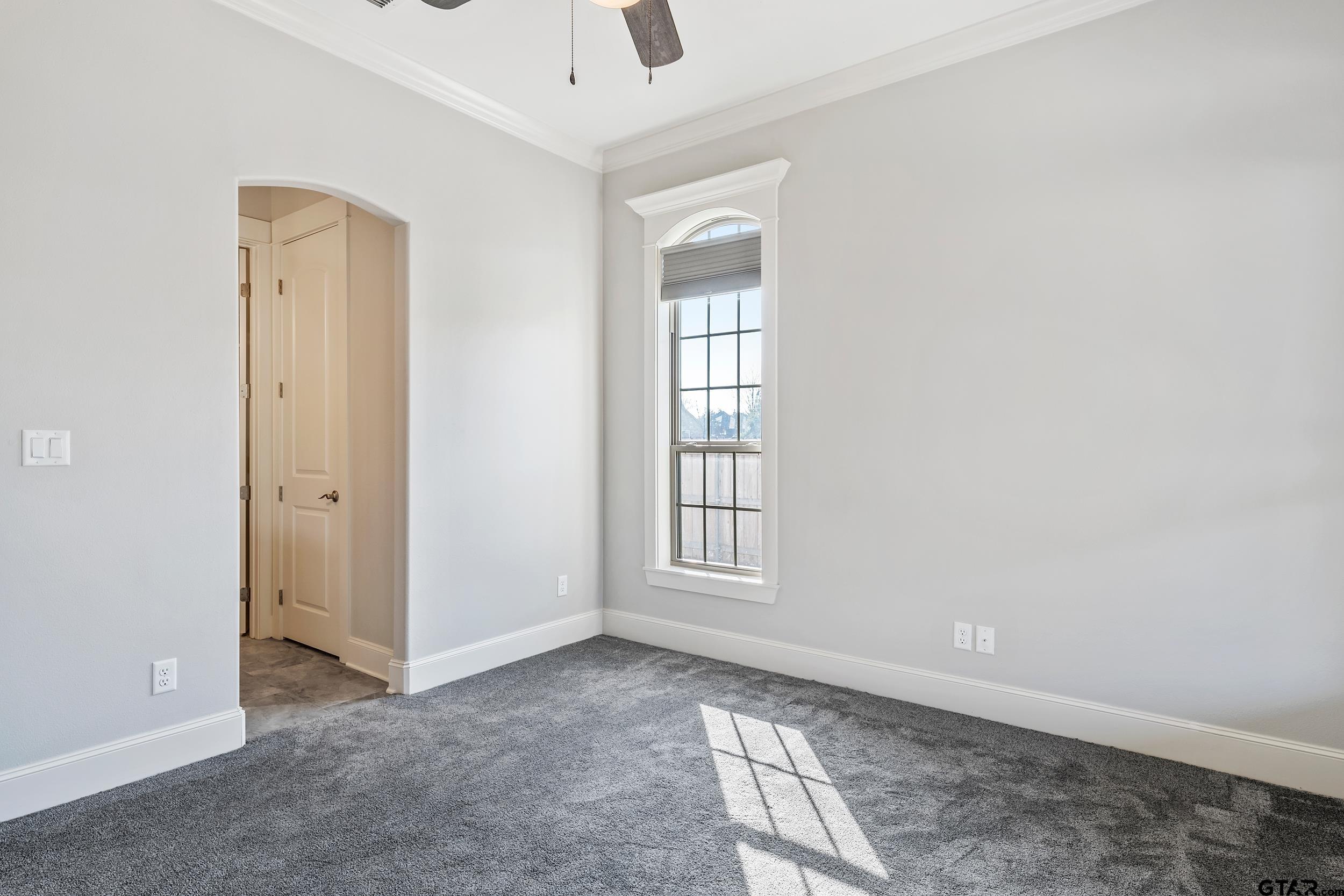 204 Winged Foot Dr