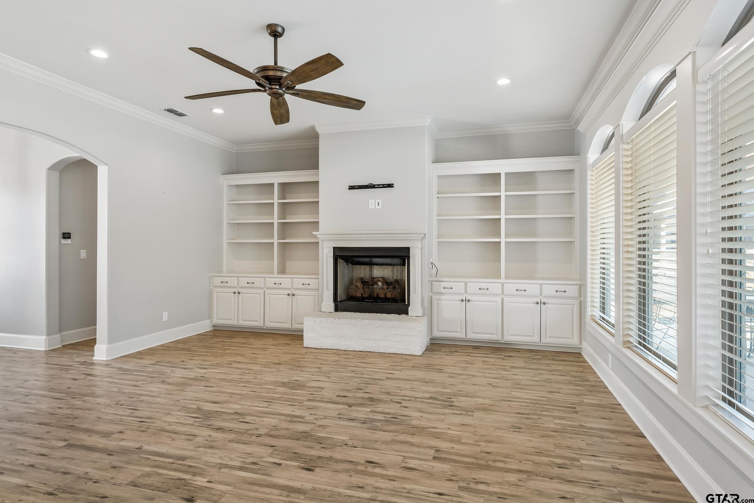204 Winged Foot Dr