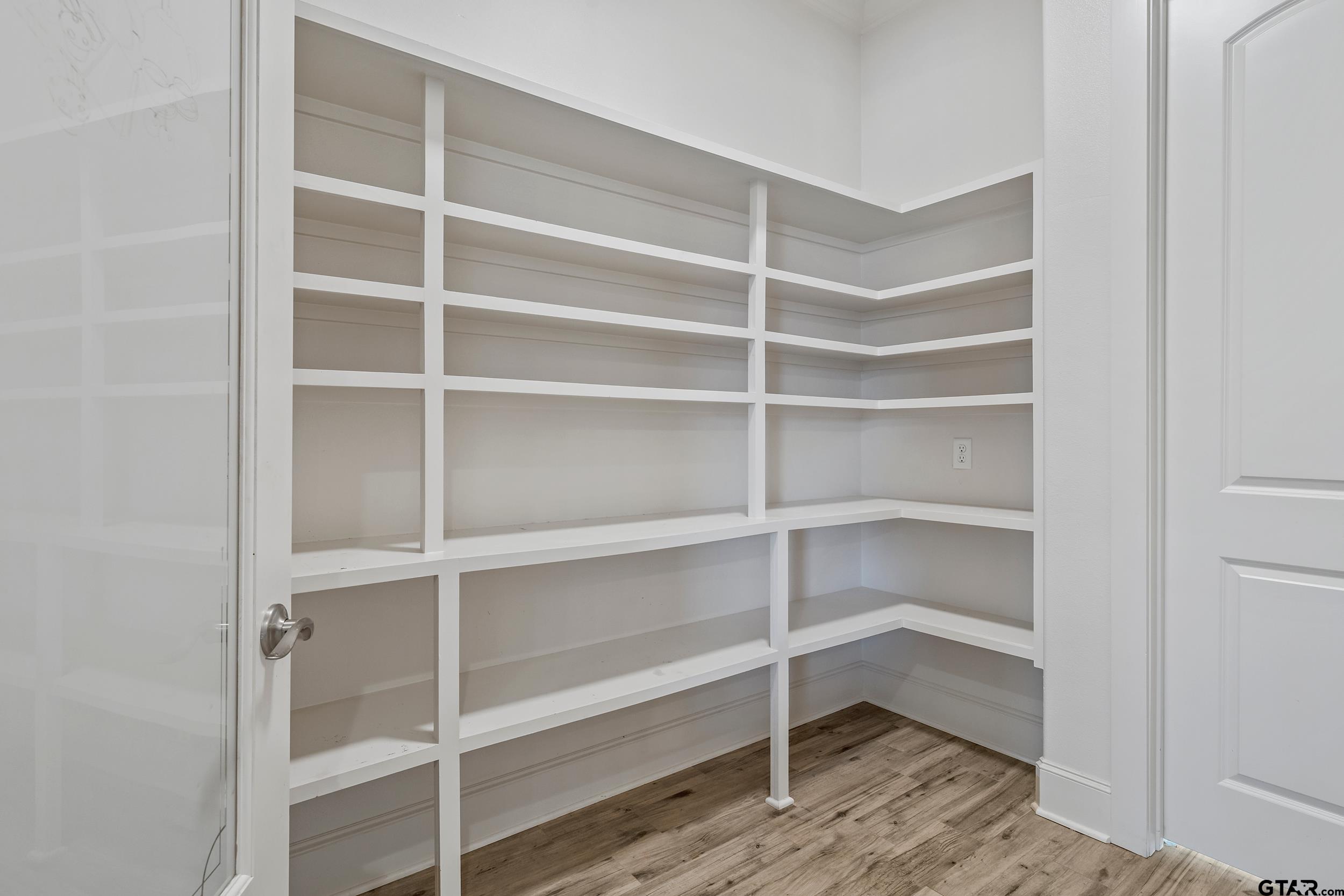 204 Winged Foot Dr