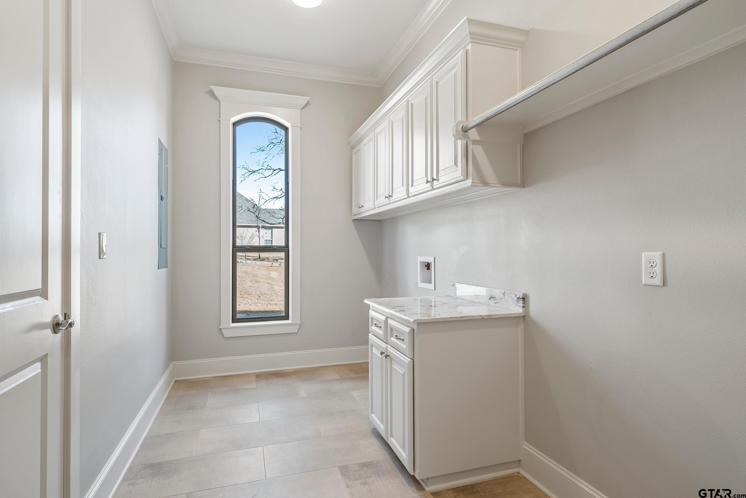 204 Winged Foot Dr