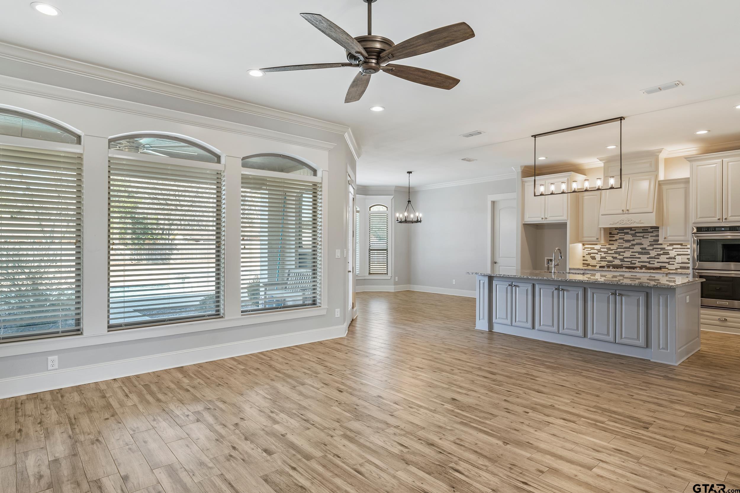 204 Winged Foot Dr