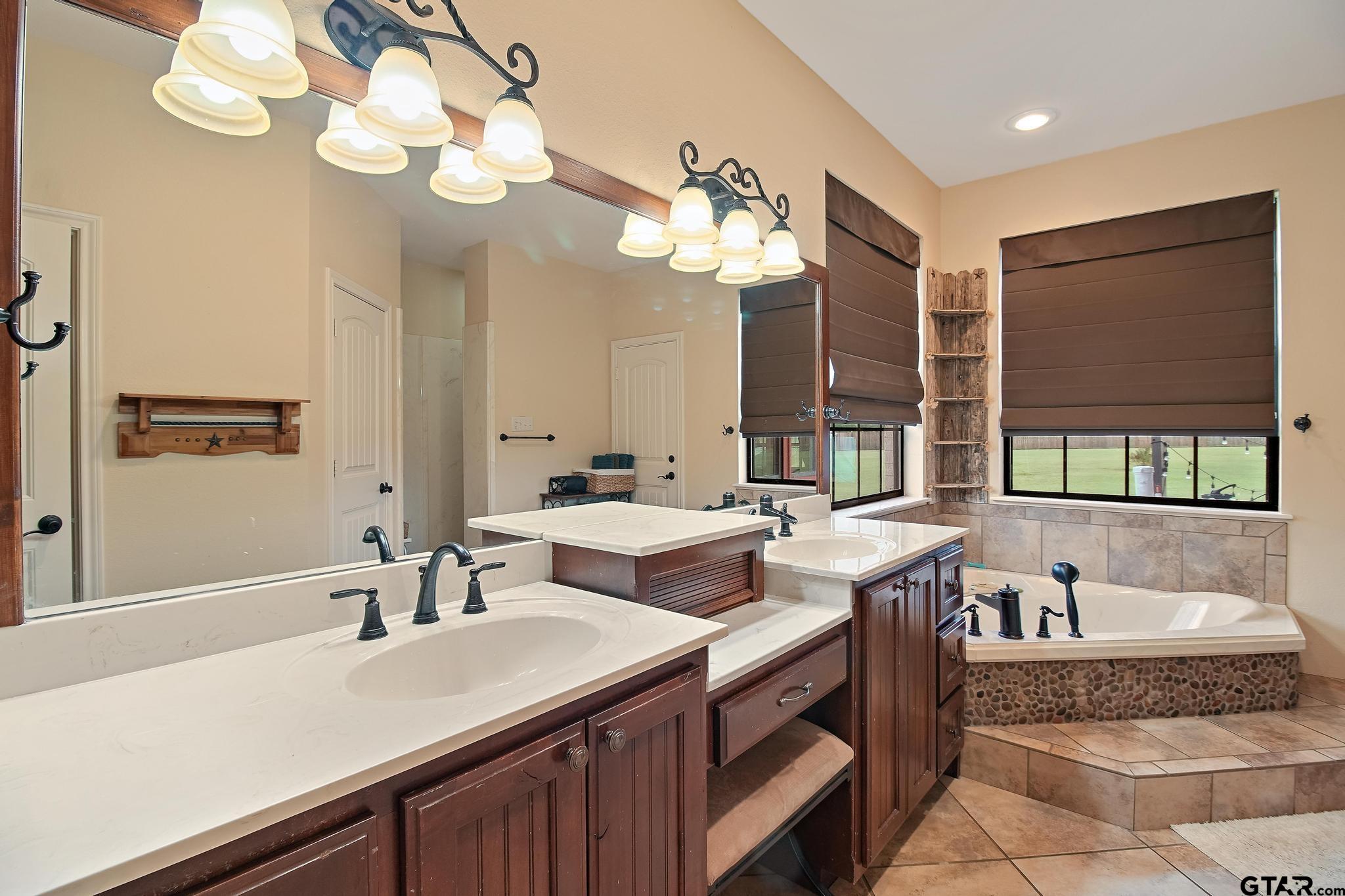 144 An County Rd 3009