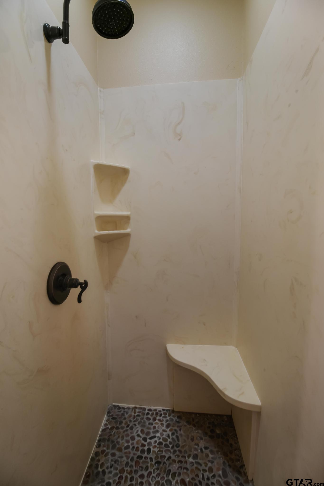 144 An County Rd 3009