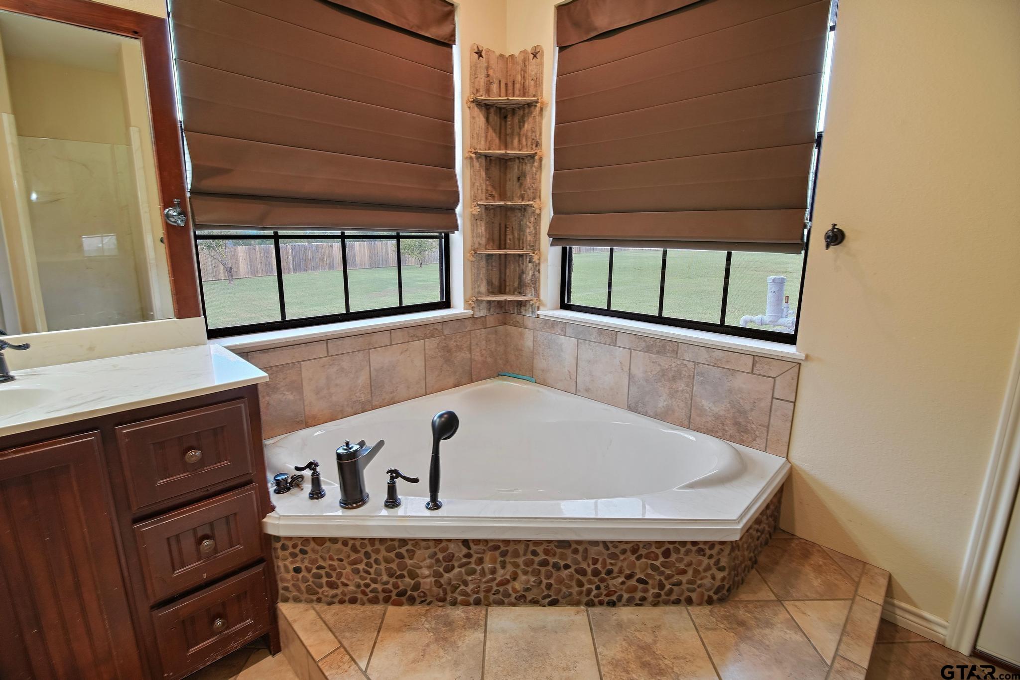 144 An County Rd 3009