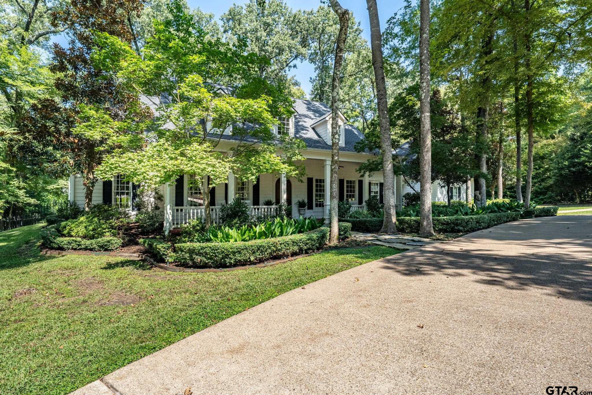 3889 Brighton Creek Circle