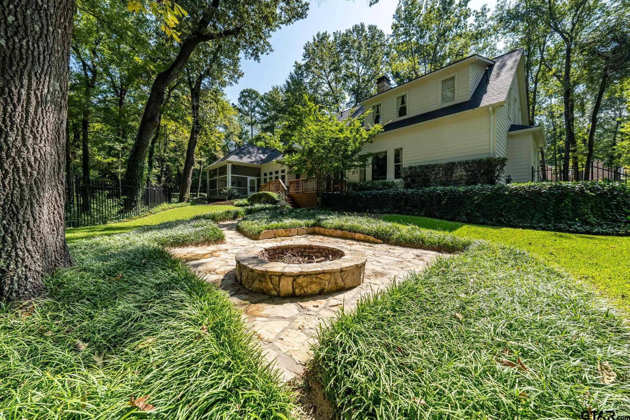 3889 Brighton Creek Circle