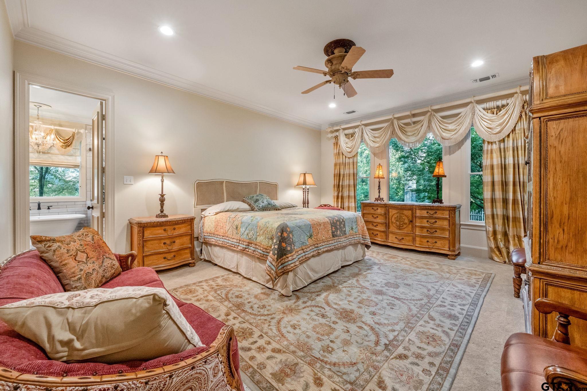 3889 Brighton Creek Circle